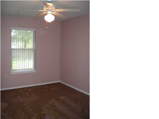 RIVERCHASE S/D PH 2 - Residential Lease