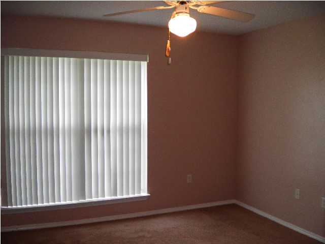 RIVERCHASE S/D PH 2 - Residential Lease