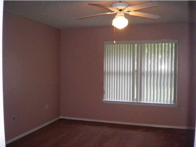 RIVERCHASE S/D PH 2 - Residential Lease