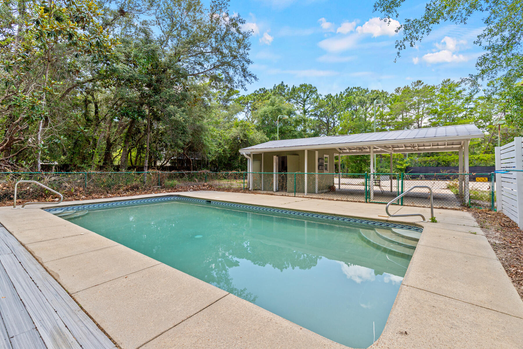 BAYSIDE HEIGHTS RANCHETTES - Residential