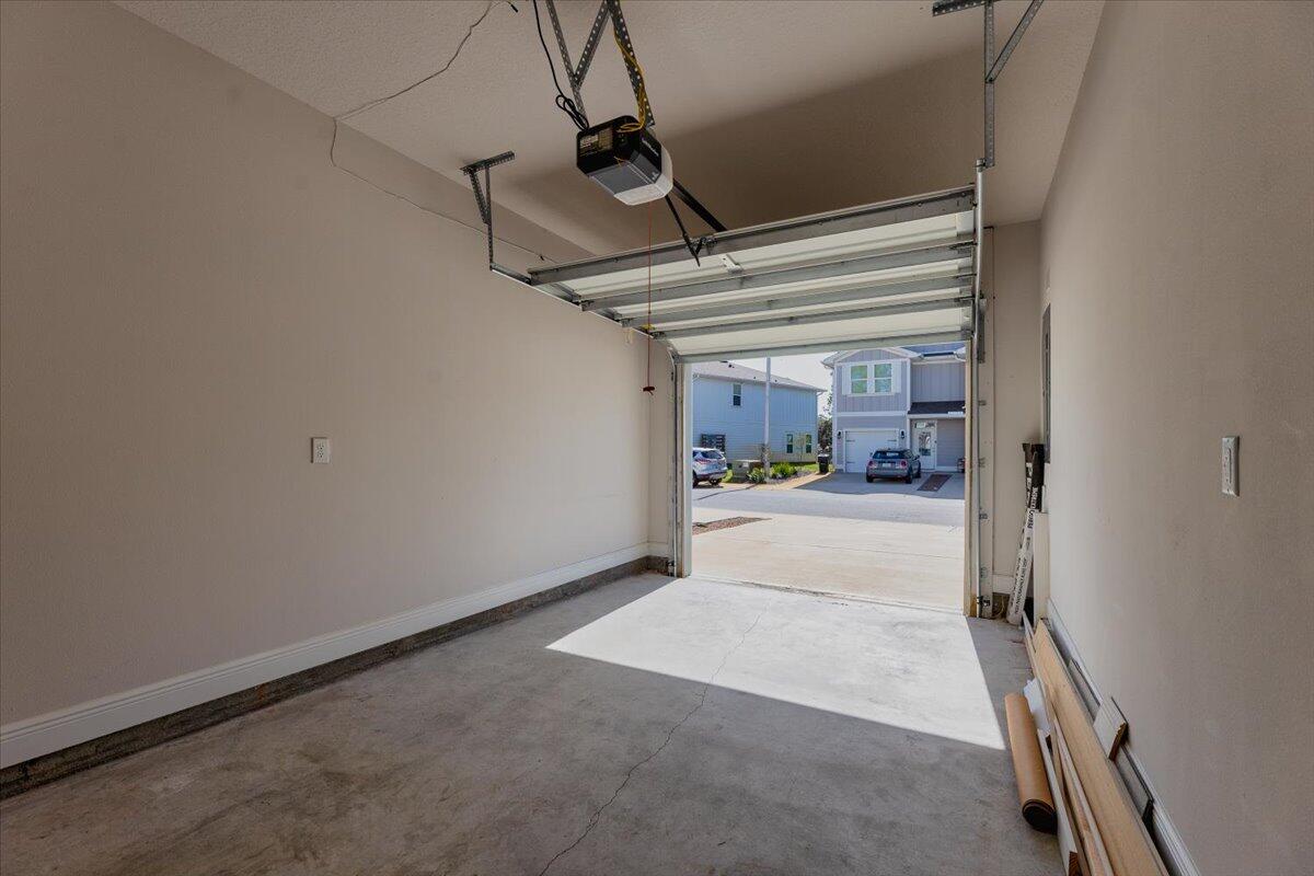 Sandhill Pines - Residential Lease