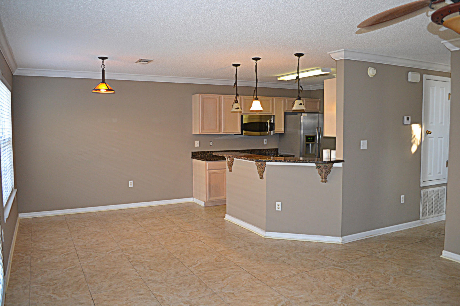 TWIN LAKES ESTATES - Residential