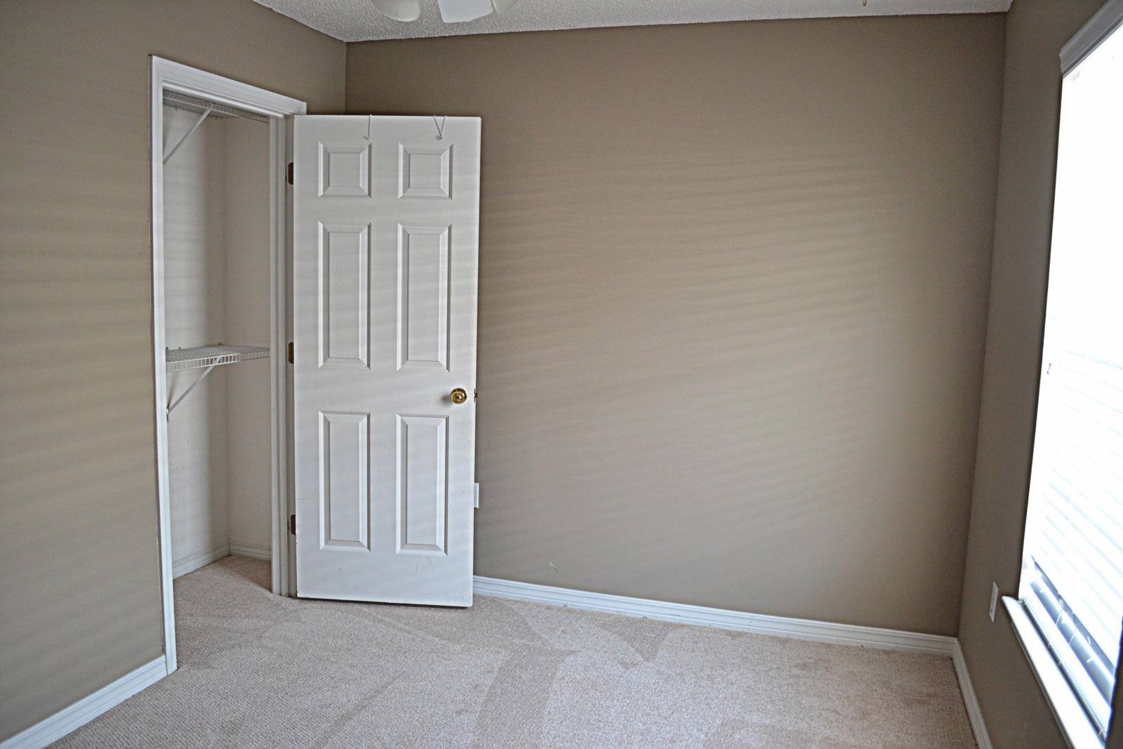 TWIN LAKES ESTATES - Residential