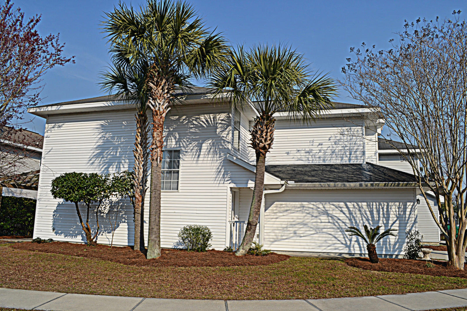 TWIN LAKES ESTATES - Residential