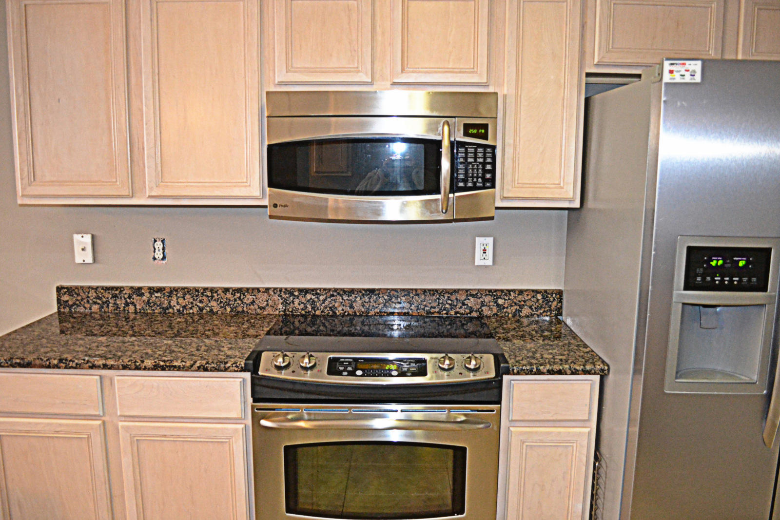 TWIN LAKES ESTATES - Residential