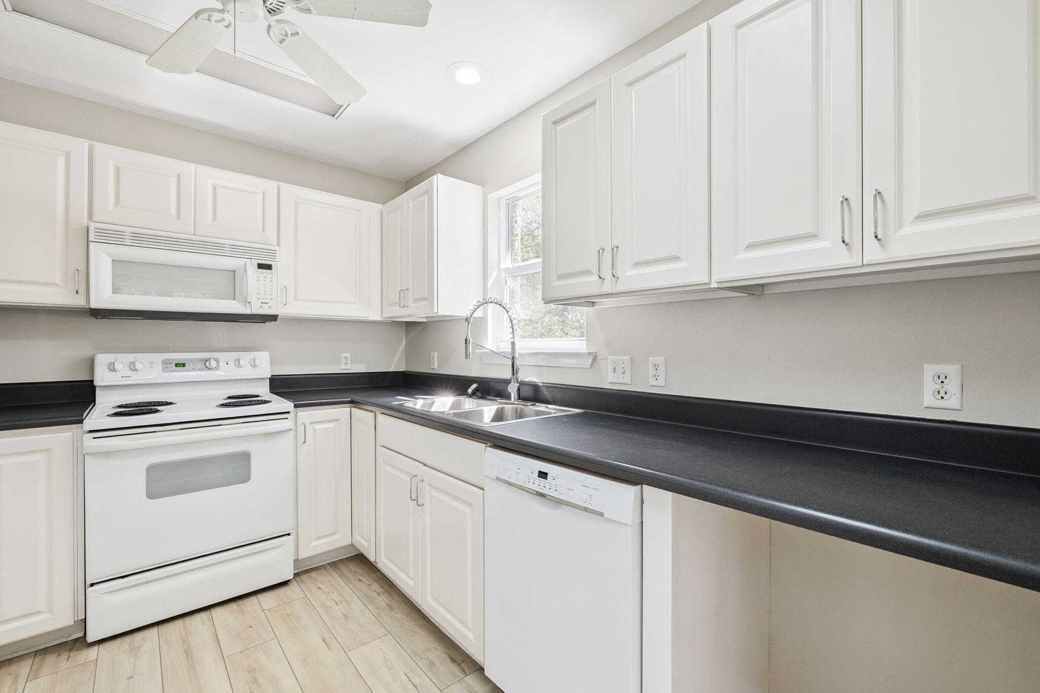 BAYOU CREEK ESTATES - Residential