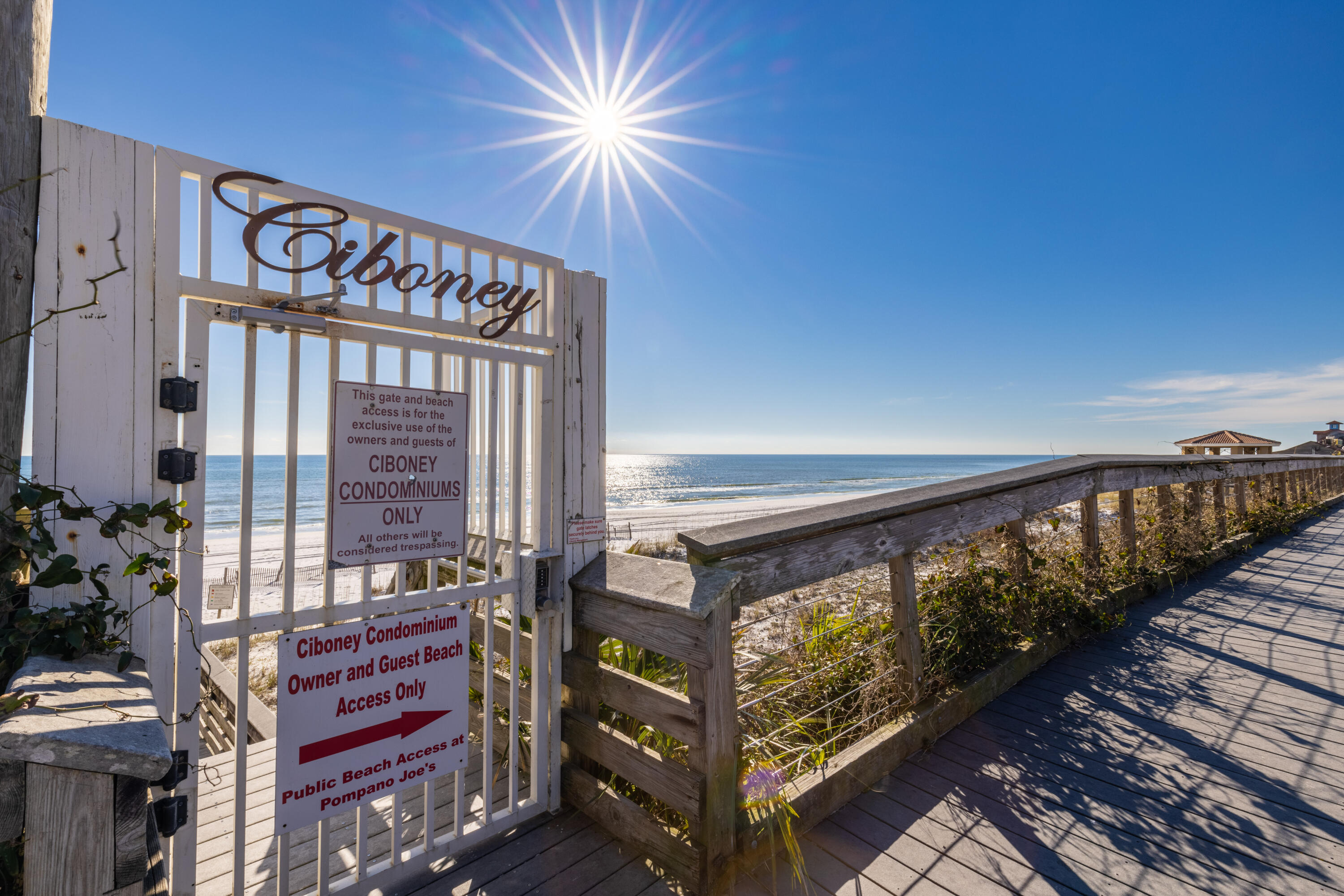 CIBONEY CONDO - Residential
