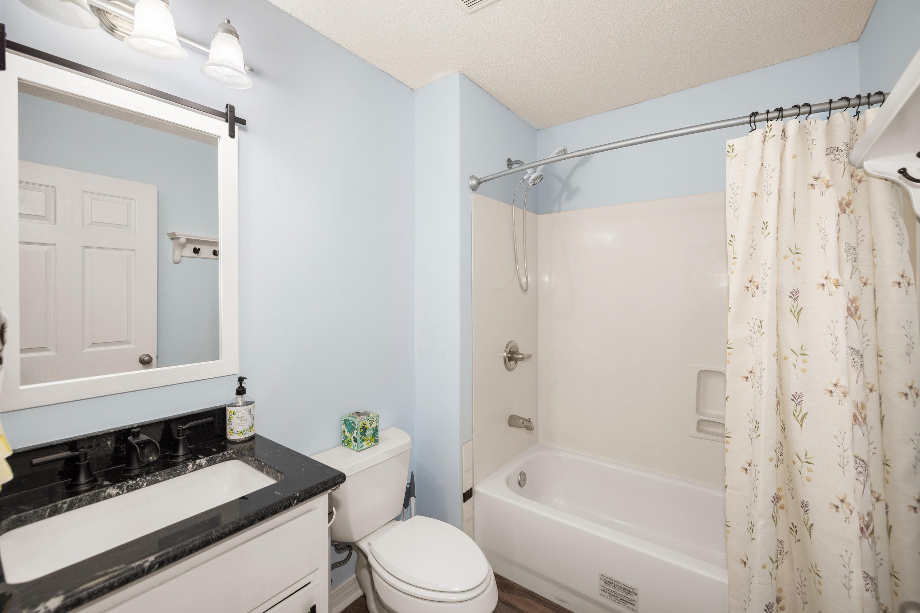 HIDDEN SPRINGS - Residential