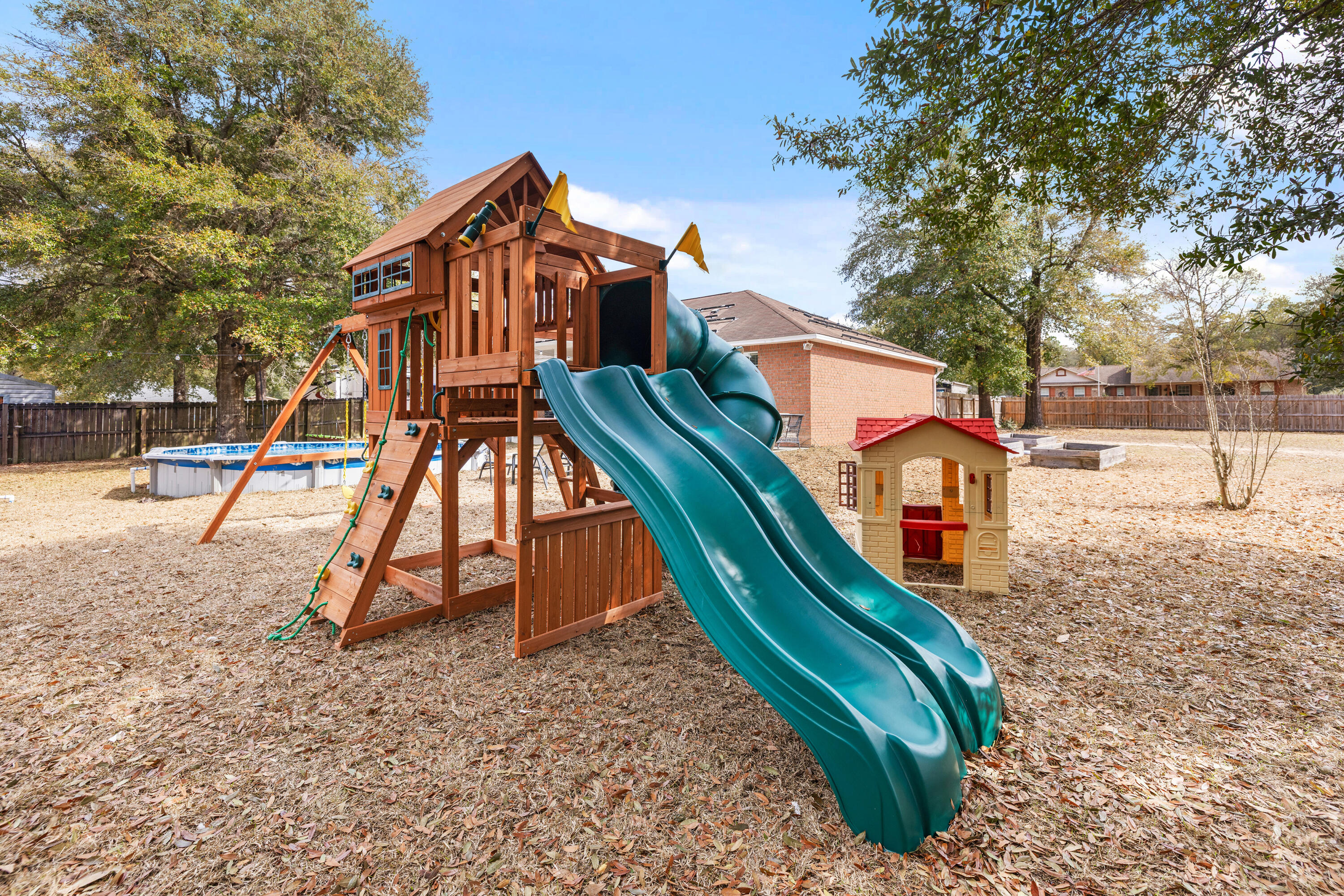 HIDDEN SPRINGS - Residential