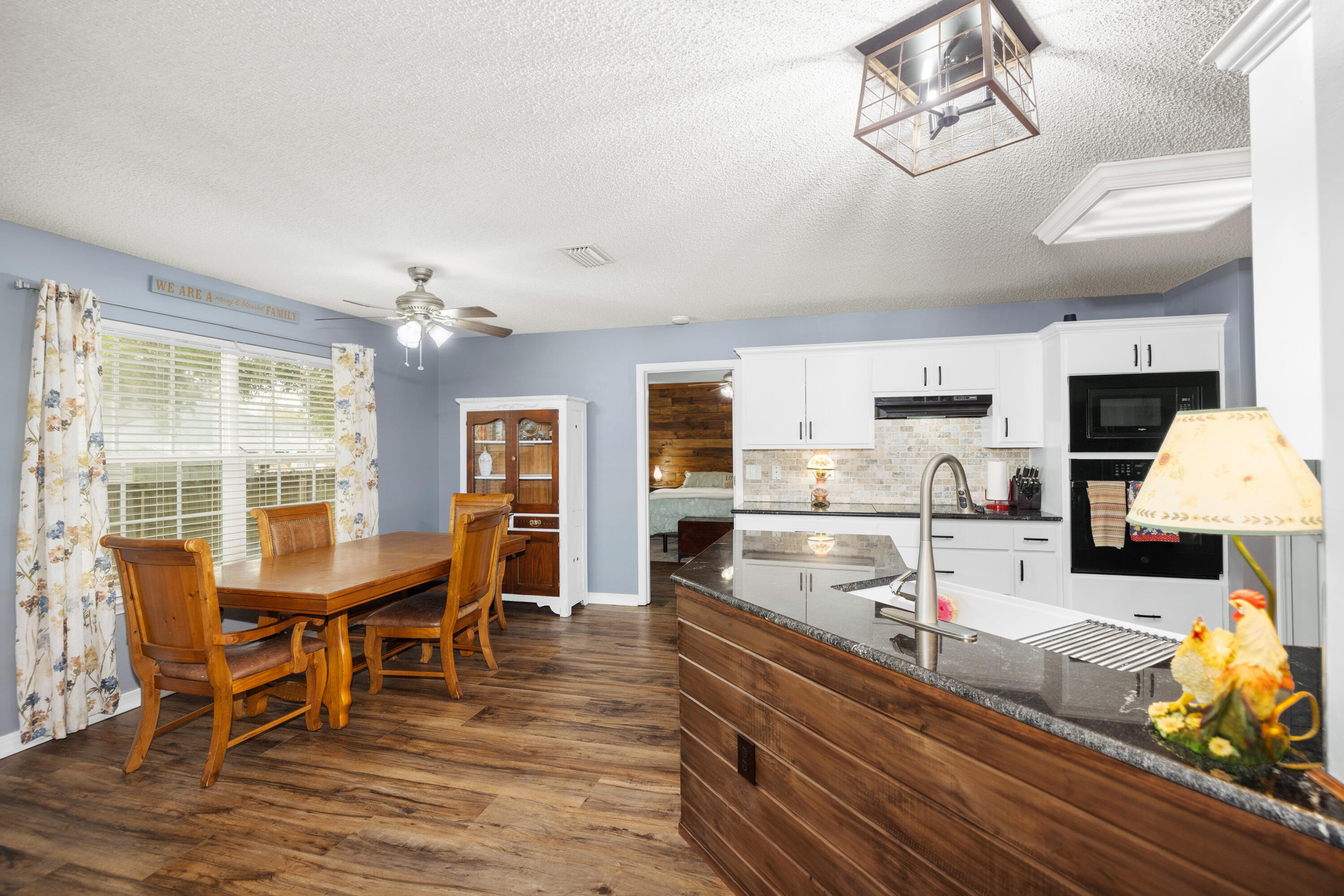 HIDDEN SPRINGS - Residential