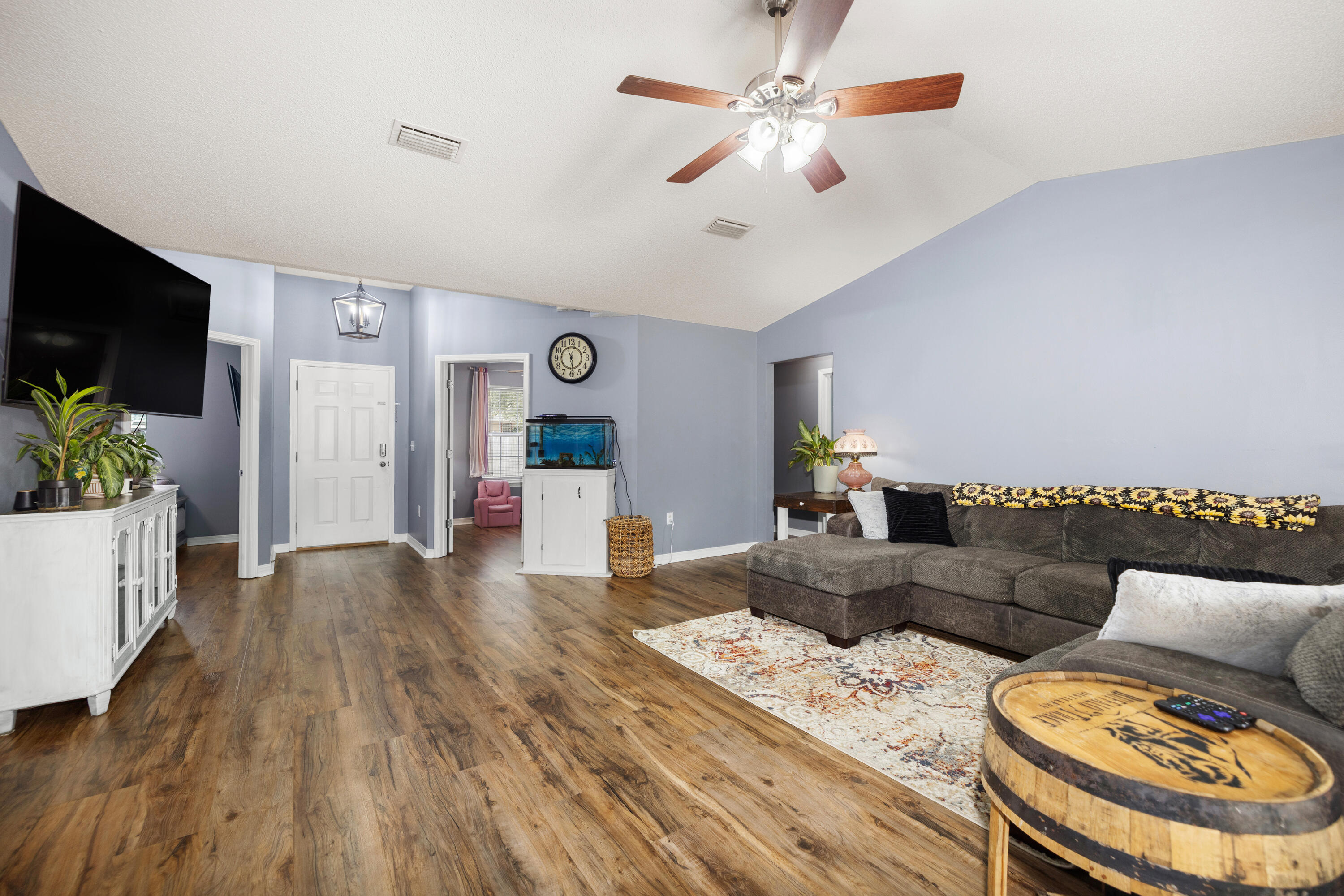 HIDDEN SPRINGS - Residential