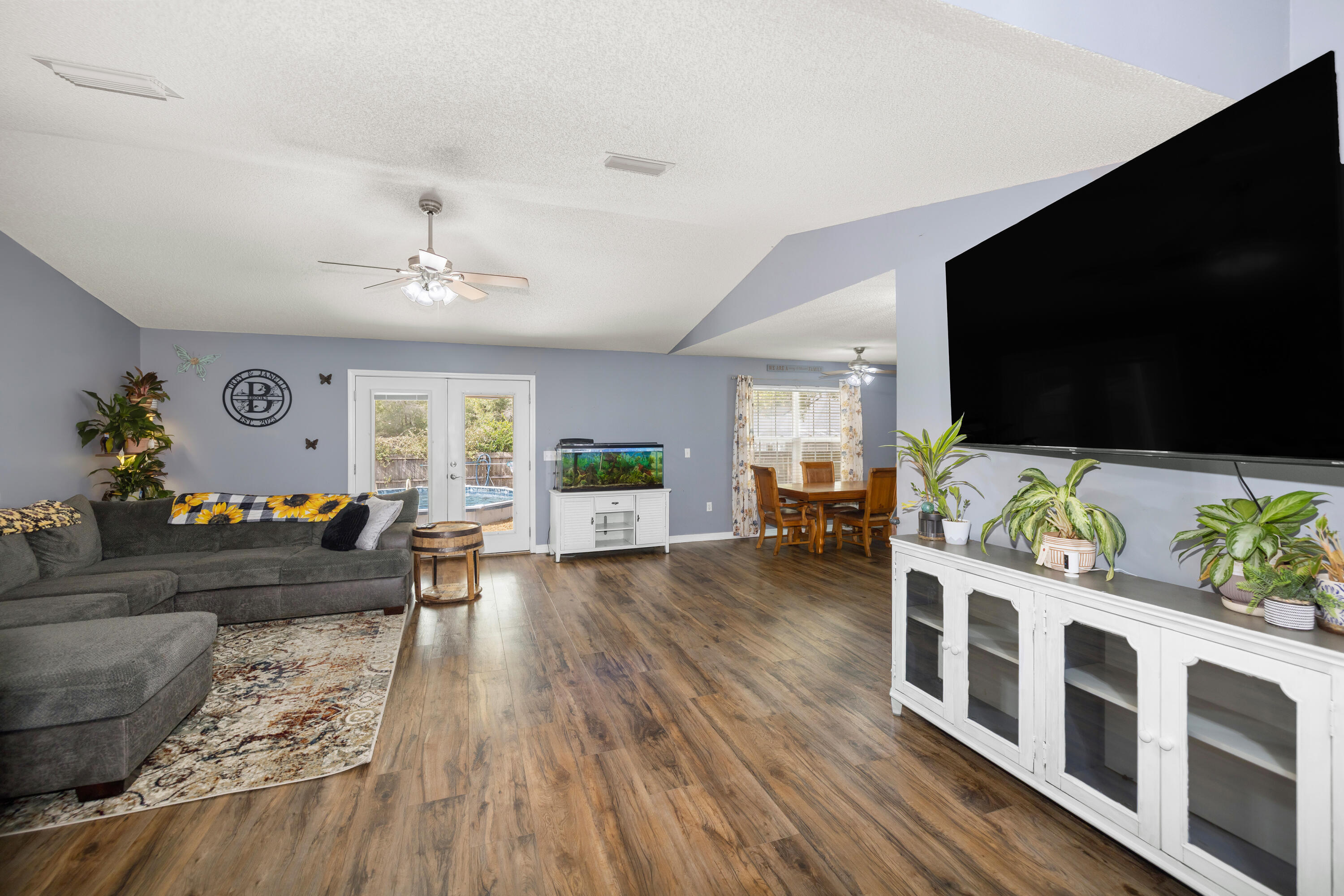 HIDDEN SPRINGS - Residential