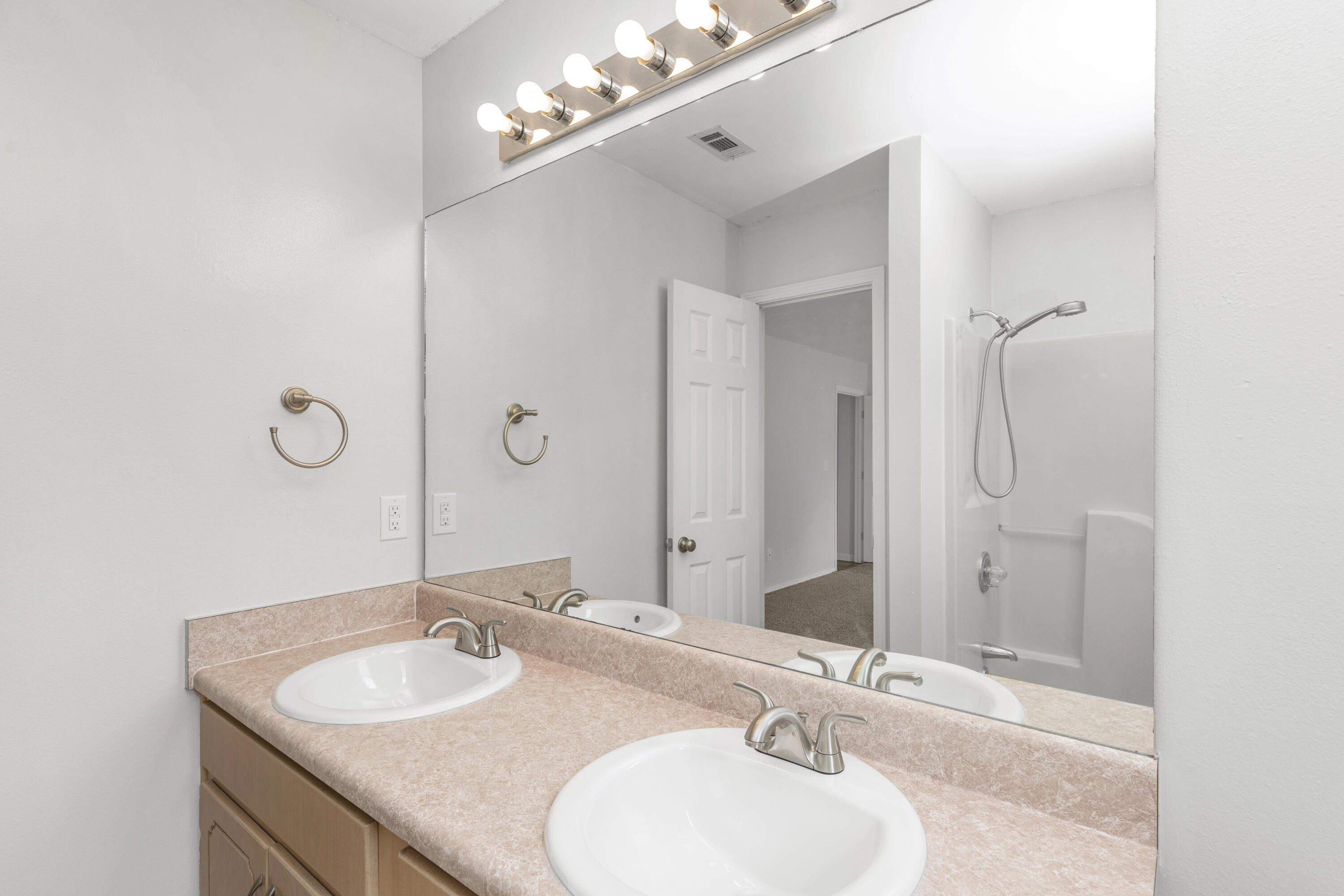 STONEBRIDGE PH 4 - Residential Lease