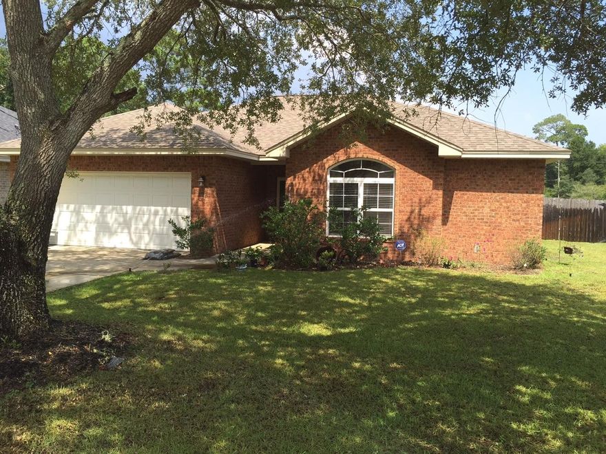 MOVE IN READY!! Fantastic, well maintained home located on a large corner lot. Interior has a very open floor plan, neutral colors, granite counter tops,high ceilings and carpet and tile floors throughout and a nice sized back yard with privacy fence. This home is close to shopping, schools and golf. At this price, this home will not last long. Washer and Dryer convey!!! This home is a must see!!