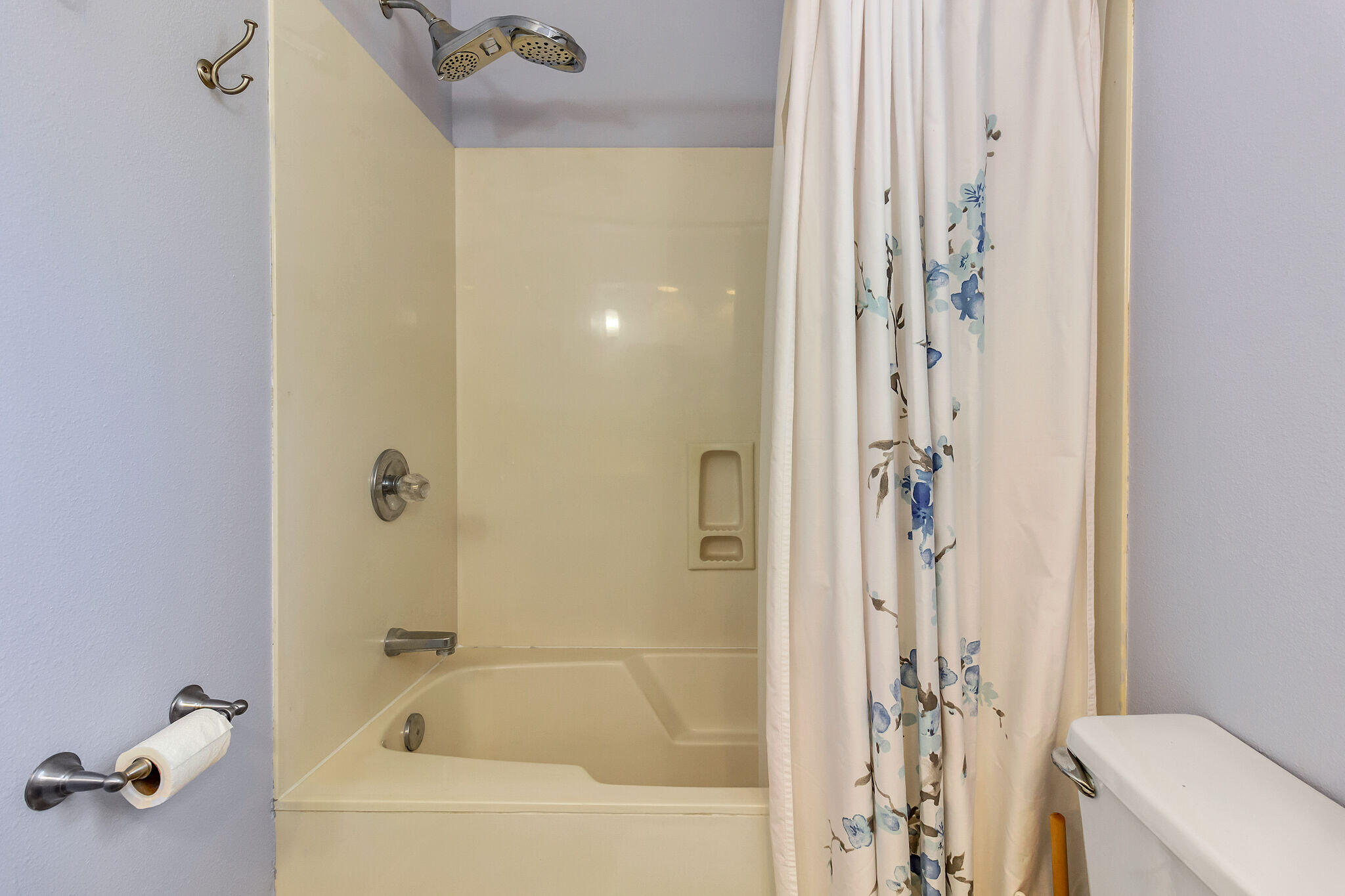 PARKWOOD ESTATES PH 5 - Residential