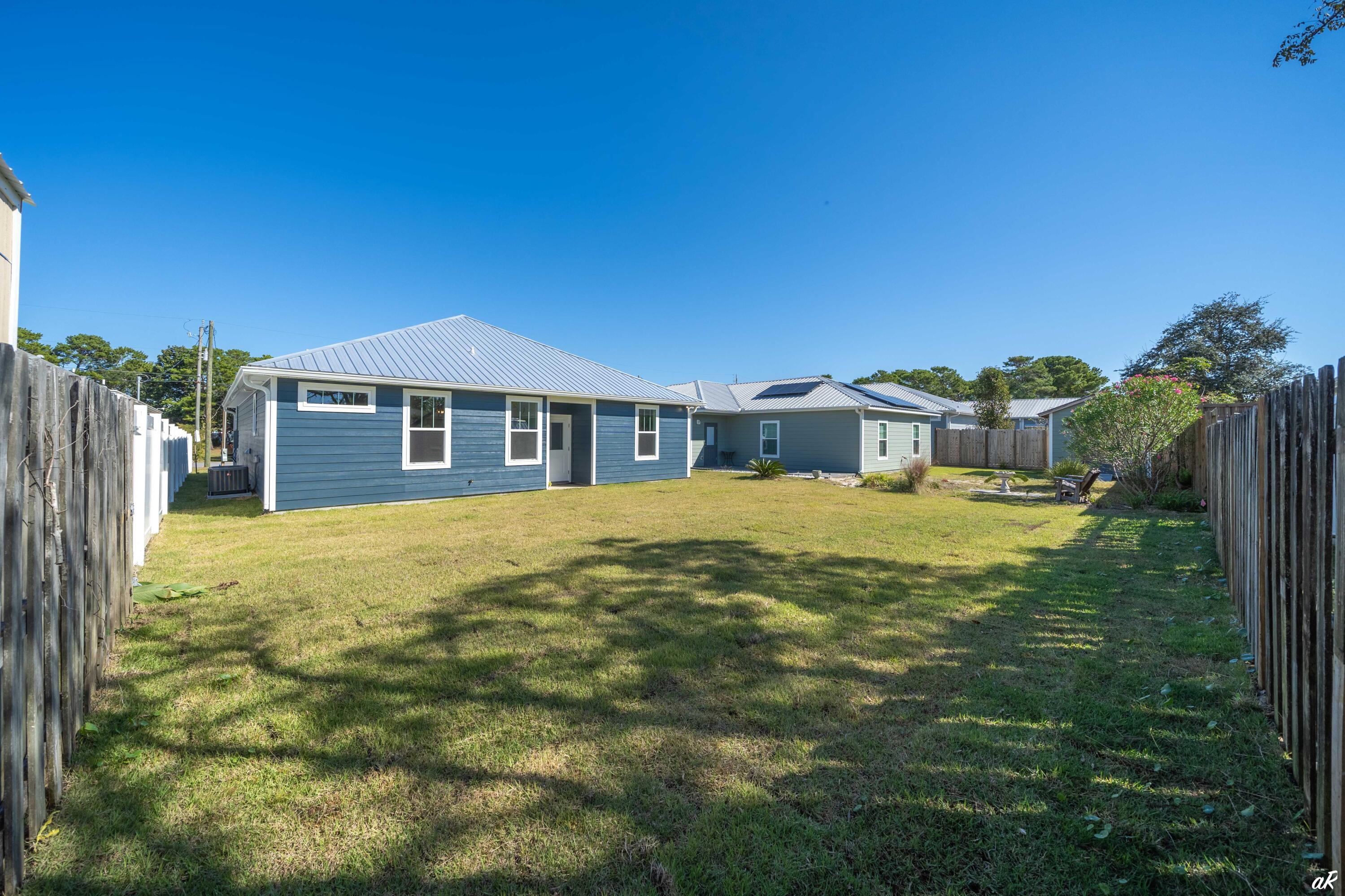 RIVIERA BEACH 1ST ADDN - Residential
