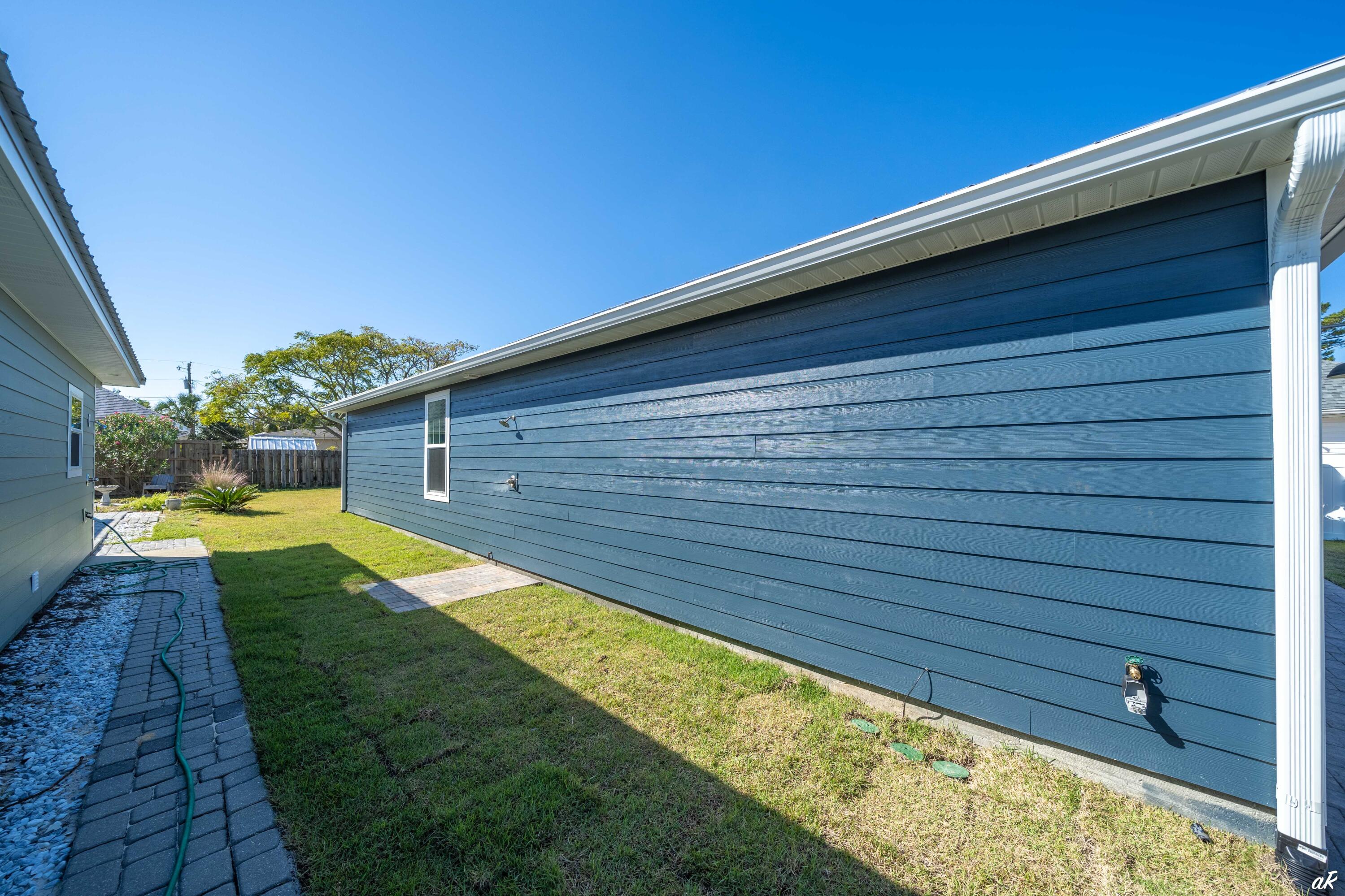 RIVIERA BEACH 1ST ADDN - Residential