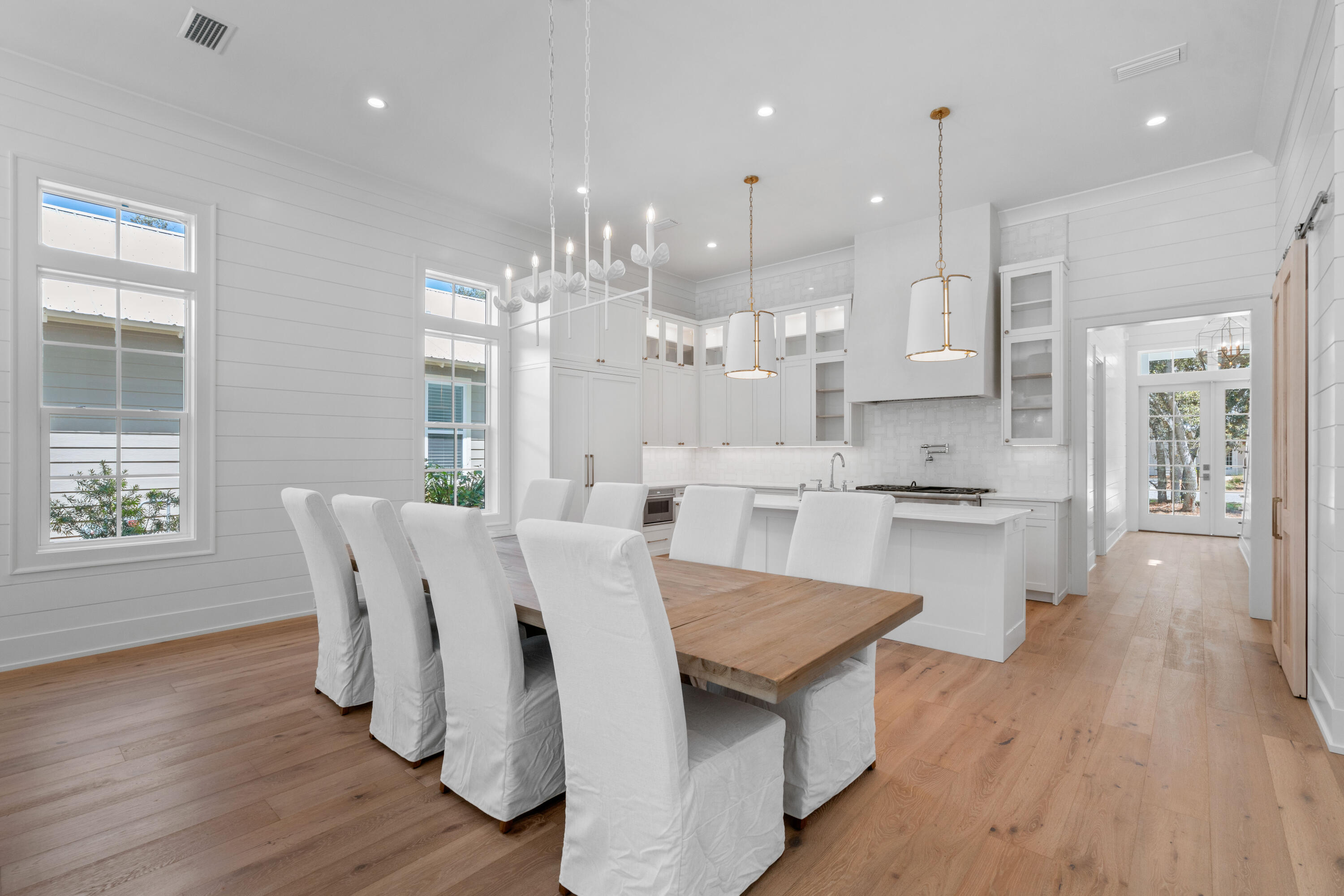 WHITES GULFVIEW ESTATES - Residential