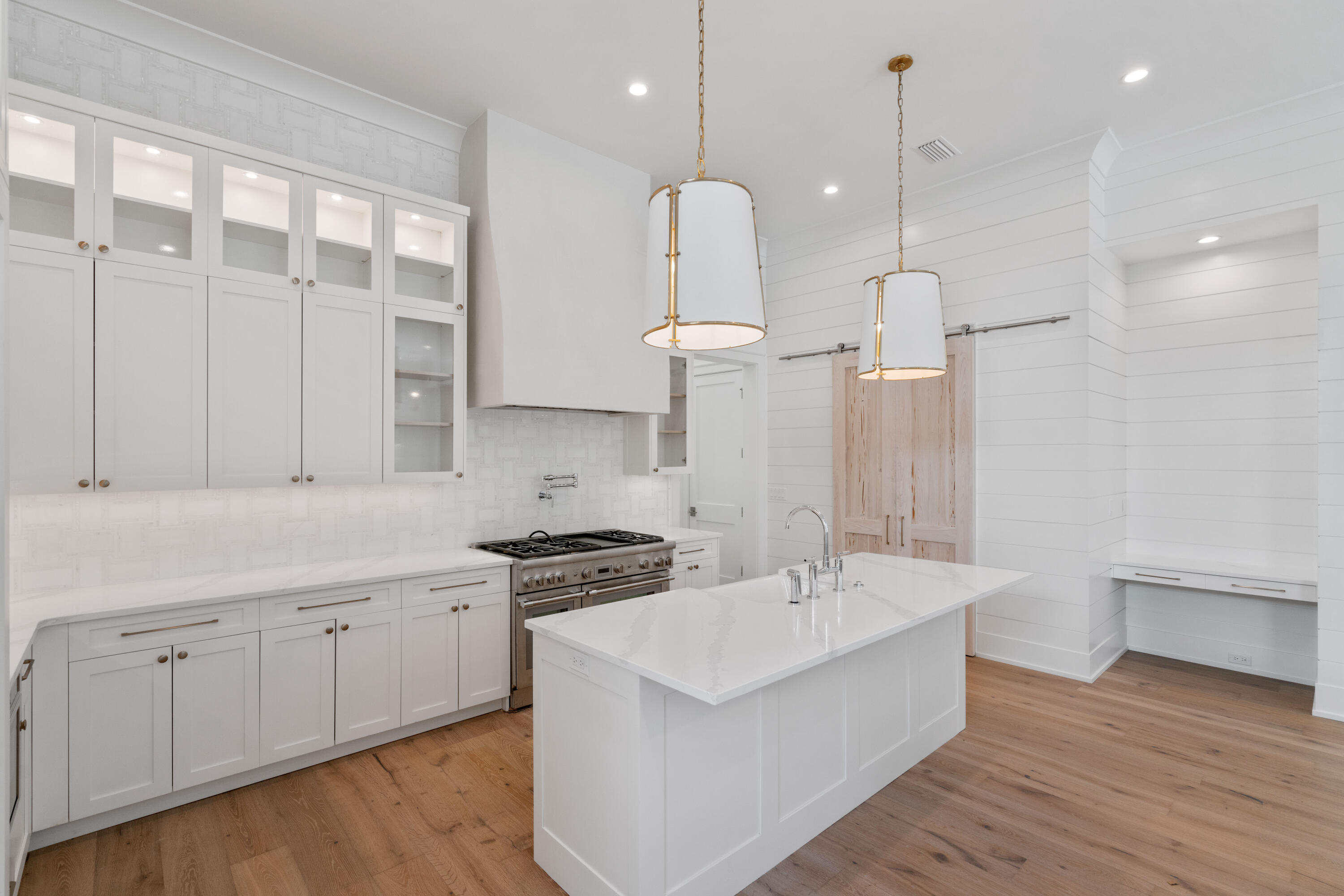 WHITES GULFVIEW ESTATES - Residential