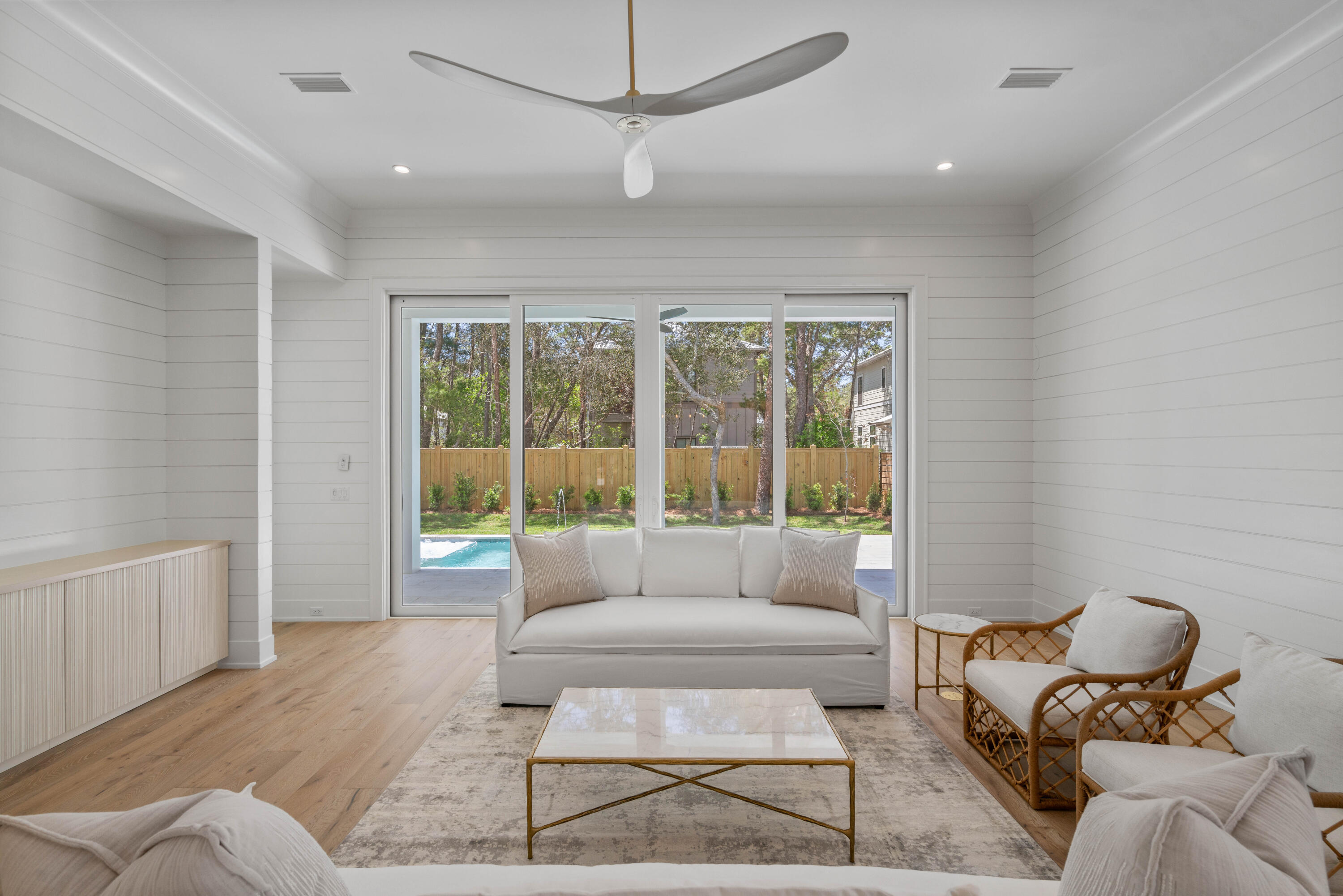 WHITES GULFVIEW ESTATES - Residential