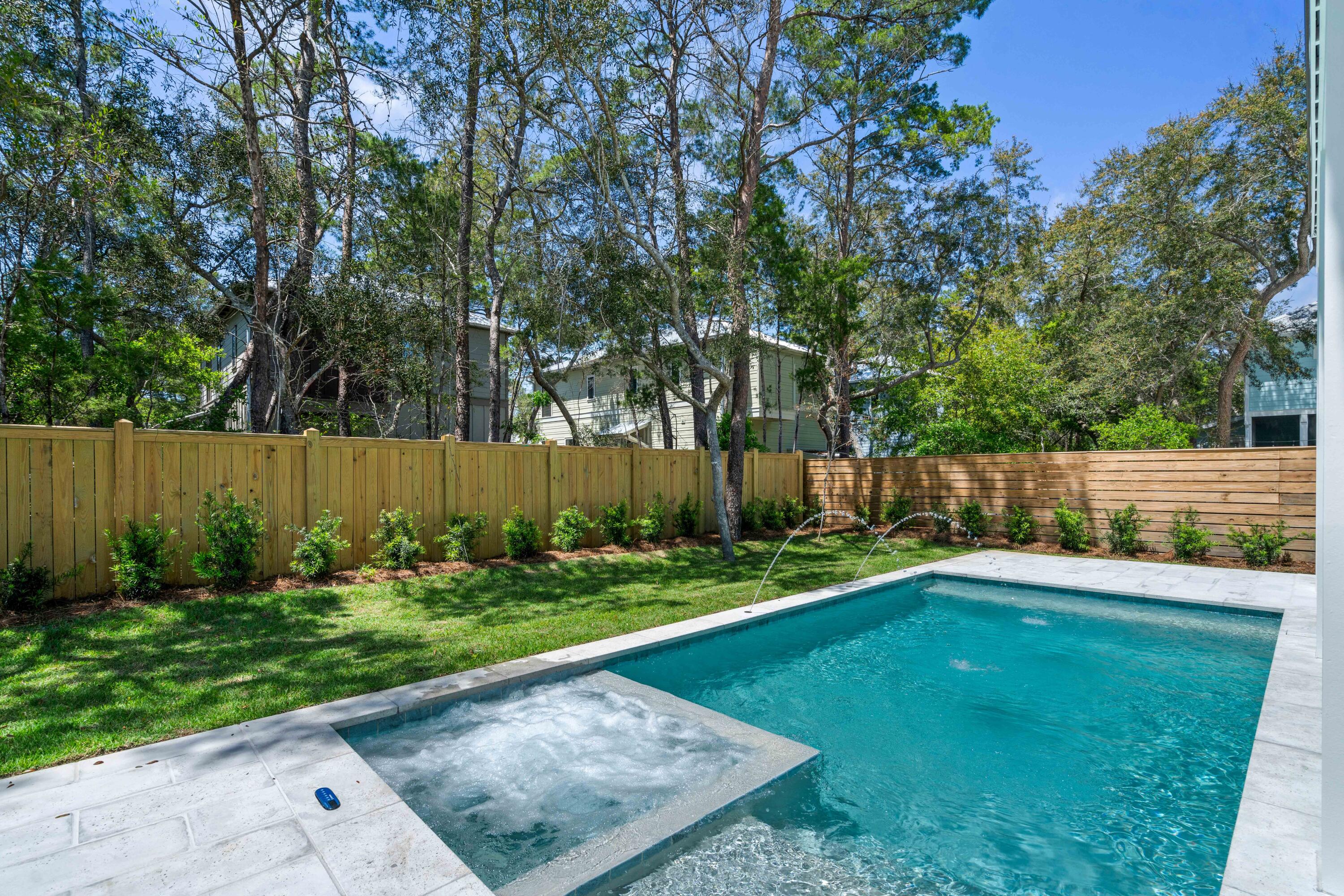 WHITES GULFVIEW ESTATES - Residential