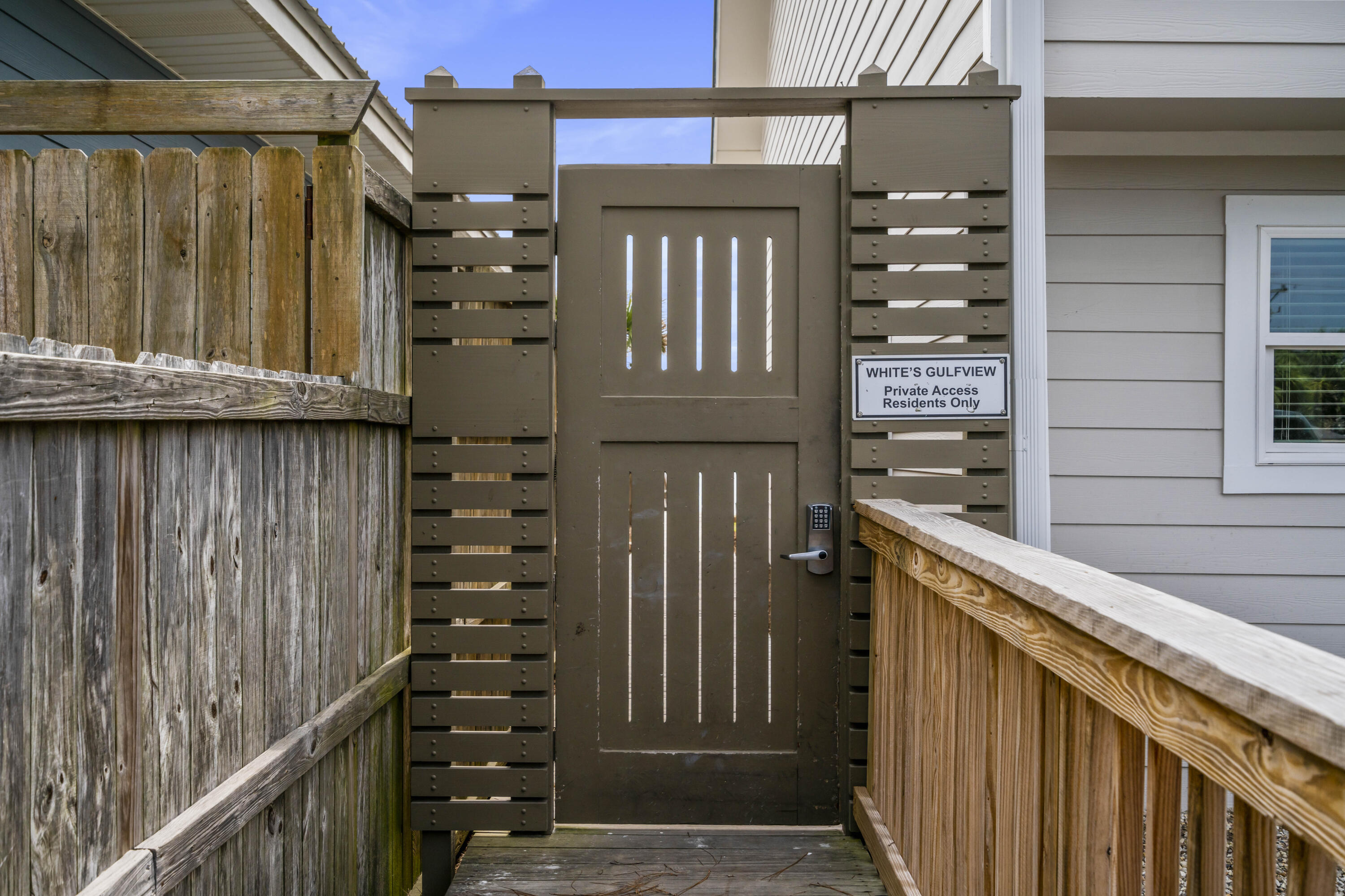 WHITES GULFVIEW ESTATES - Residential