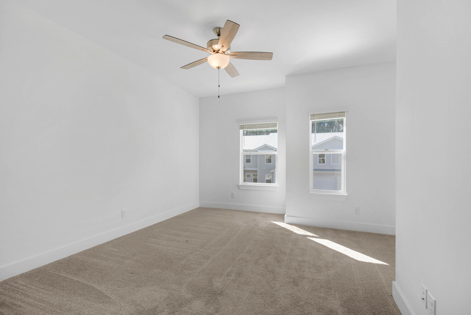 VERANDAS AT FREEPORT - Residential