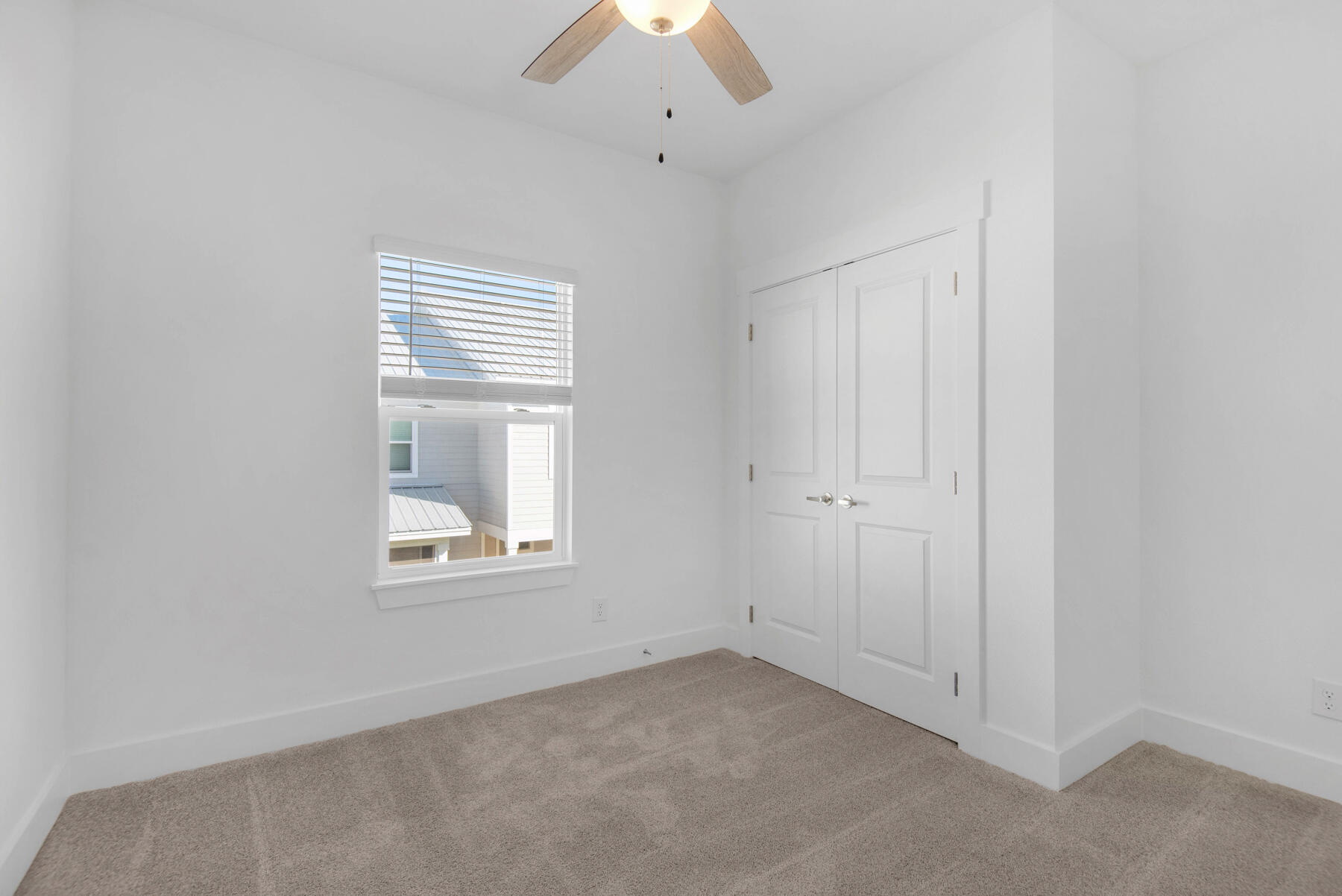 VERANDAS AT FREEPORT - Residential