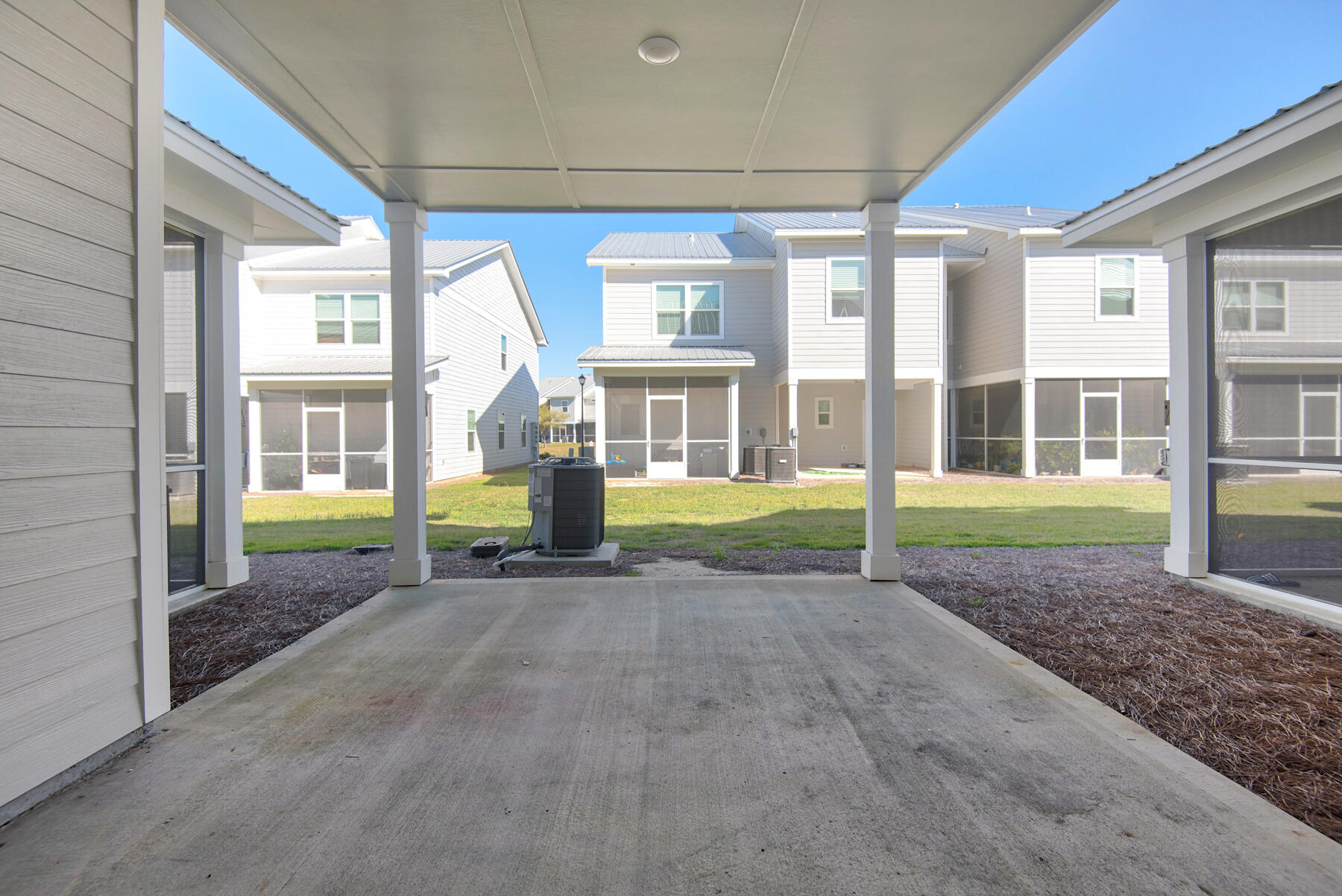VERANDAS AT FREEPORT - Residential