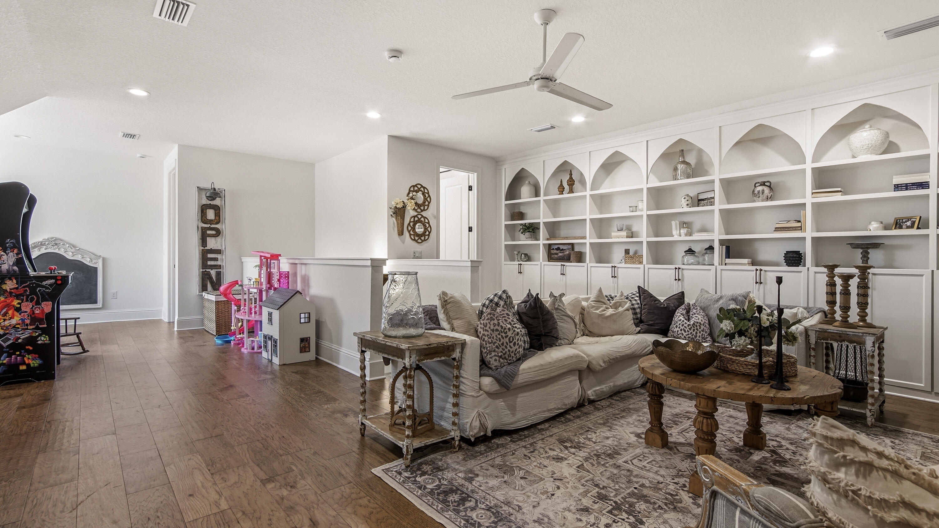 HAMMOCK BAY - Residential