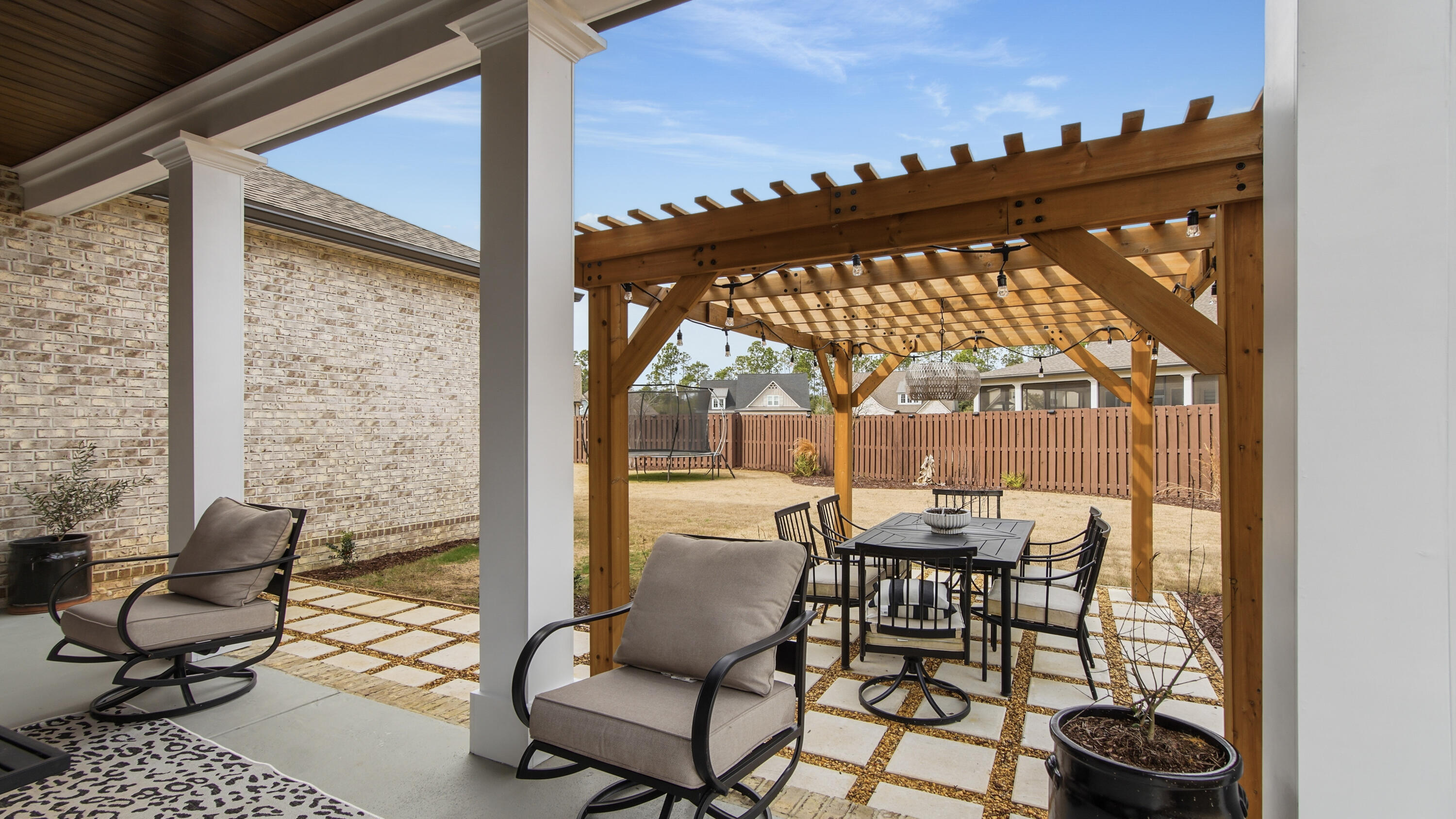 HAMMOCK BAY - Residential