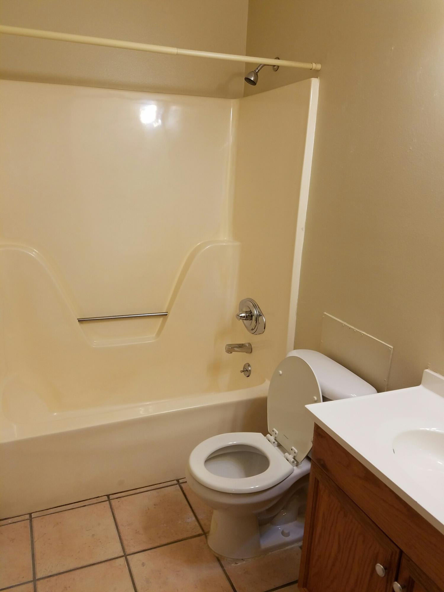 SKYE COVE 1 - Residential Lease