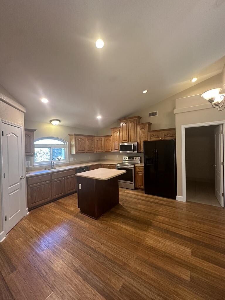 SOUND HAMMOCK - Residential Lease