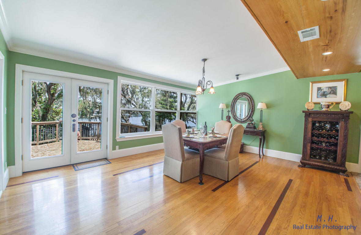 WHISPERING PINES 1ST ADDN - Residential Lease