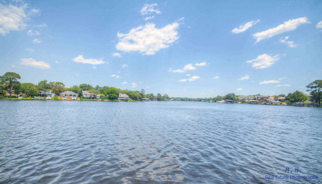 WHISPERING PINES 1ST ADDN - Residential Lease