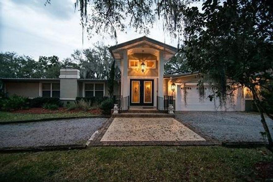 WATERFRONT exec. estate on deep water in Cinco Bayou with covered boat lift. Nearly 2800 square feet of living space and additional 1100 square feet of outdoor living. Completely renovated with all the extras of a modern custom home--travertine tile floors, inlaid wood flooring throughout, high end finishes and fixtures. Views of Bayou from all bedrooms & dining room. Living room has wood burning fireplace, crown molding, 8-inch baseboards. Over-sized master suite with wood flooring includes sitting area. The en-suite bath,luxurious and spacious, includes a glass shower enclosure, dual sinks, and tiled shower. Screened porch is accessed from master bedroom or back deck. Second bedroom has its own full bathroom. Fenced back yard. Pets on approval. Pix by Emerald Coast Photo