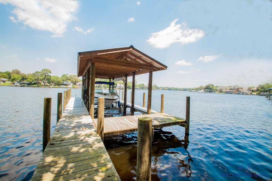 WHISPERING PINES 1ST ADDN - Residential Lease