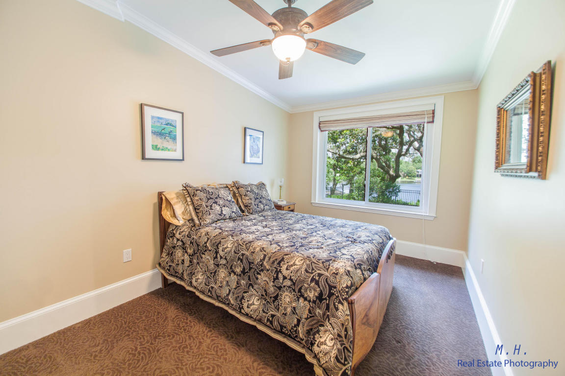 WHISPERING PINES 1ST ADDN - Residential Lease