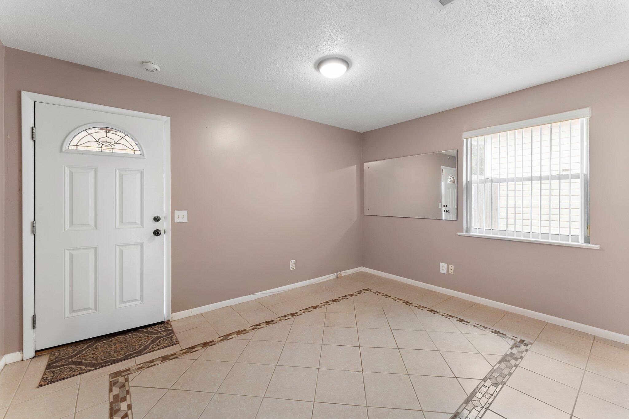 RIVIERA BEACH - Residential