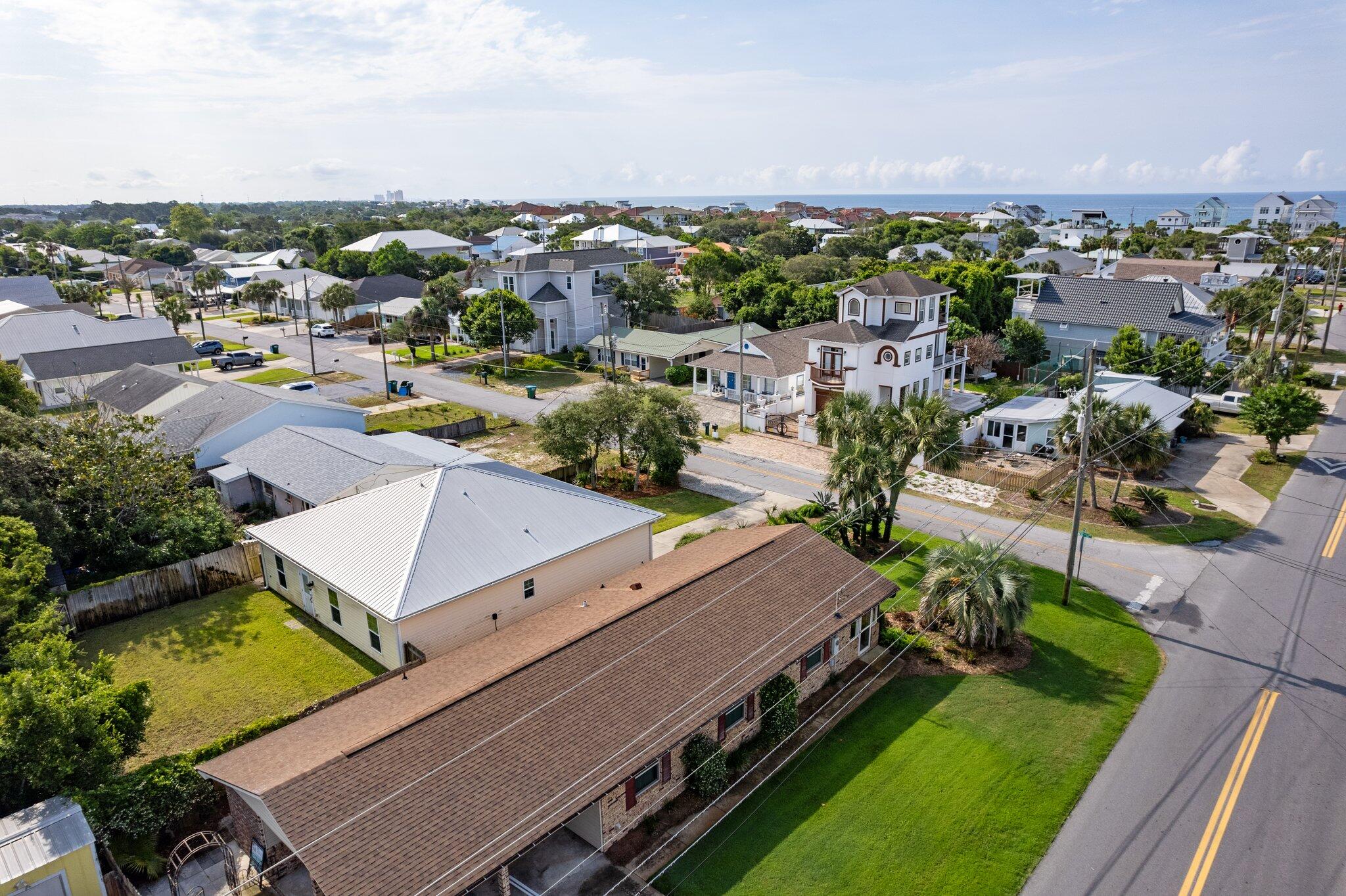 RIVIERA BEACH - Residential