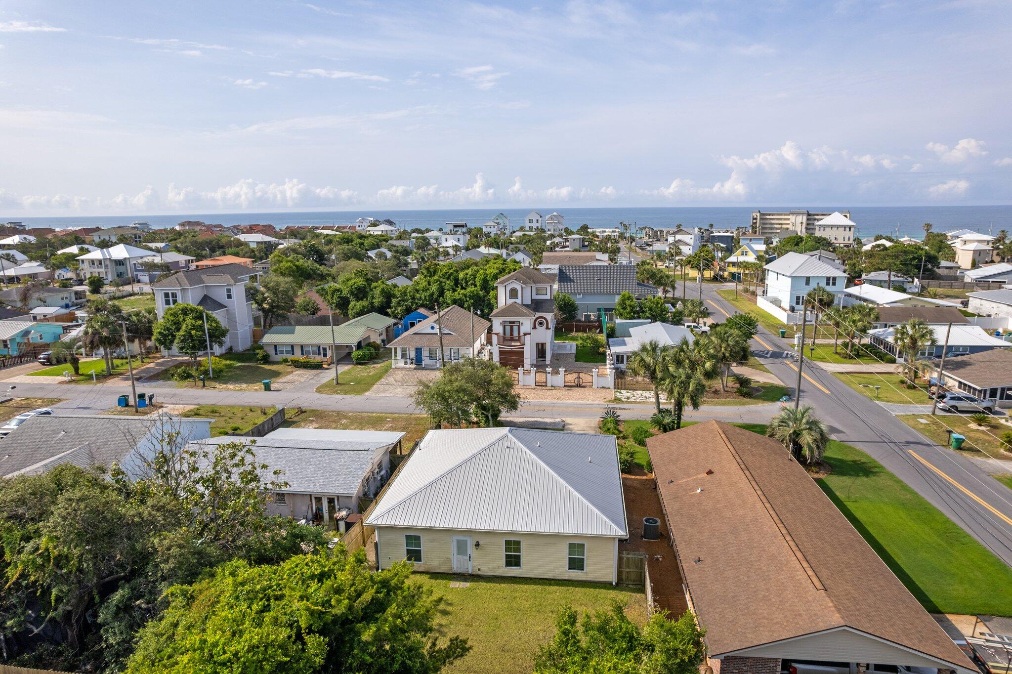 RIVIERA BEACH - Residential