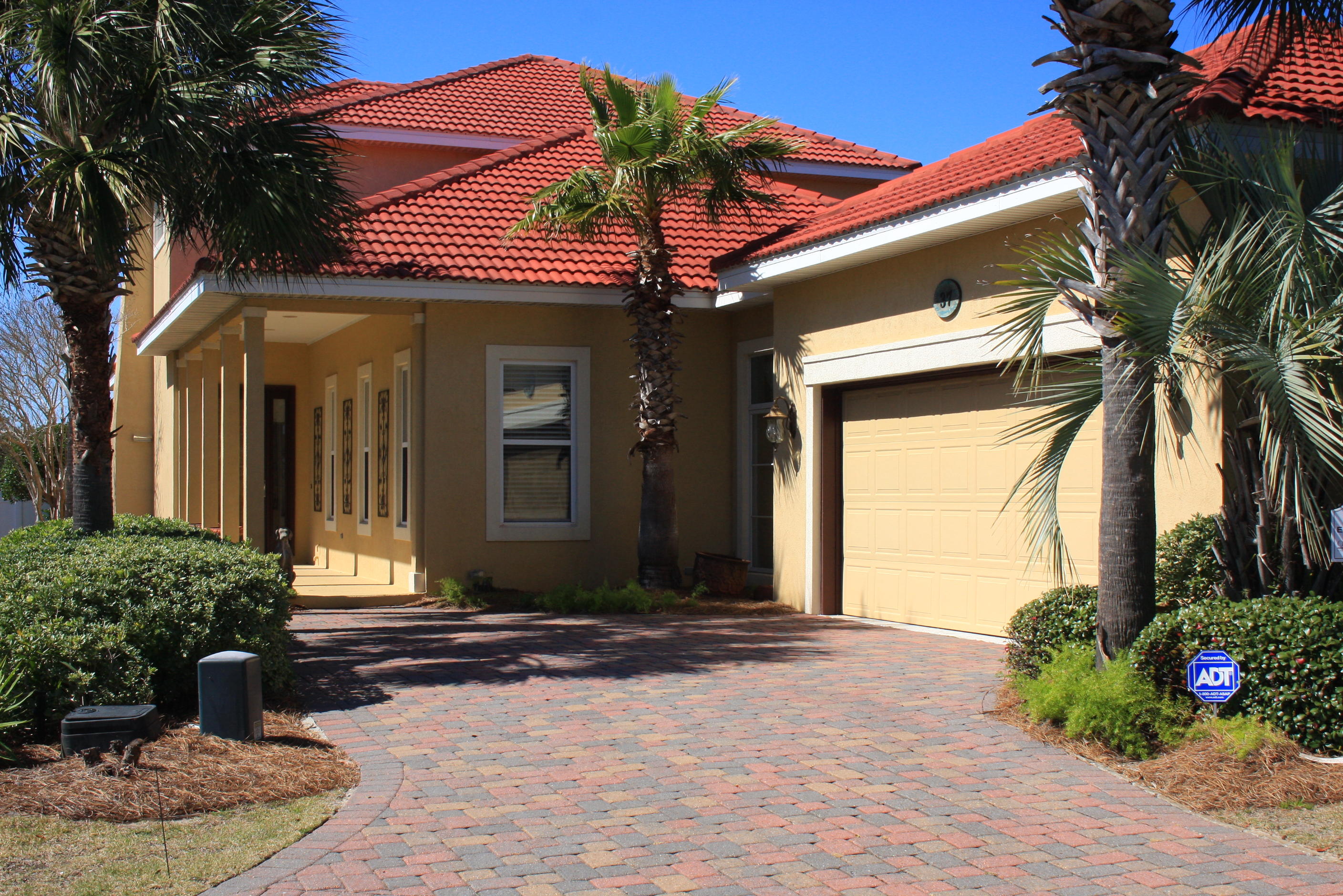 EMERALD WATERS VILLAGE - Residential Lease