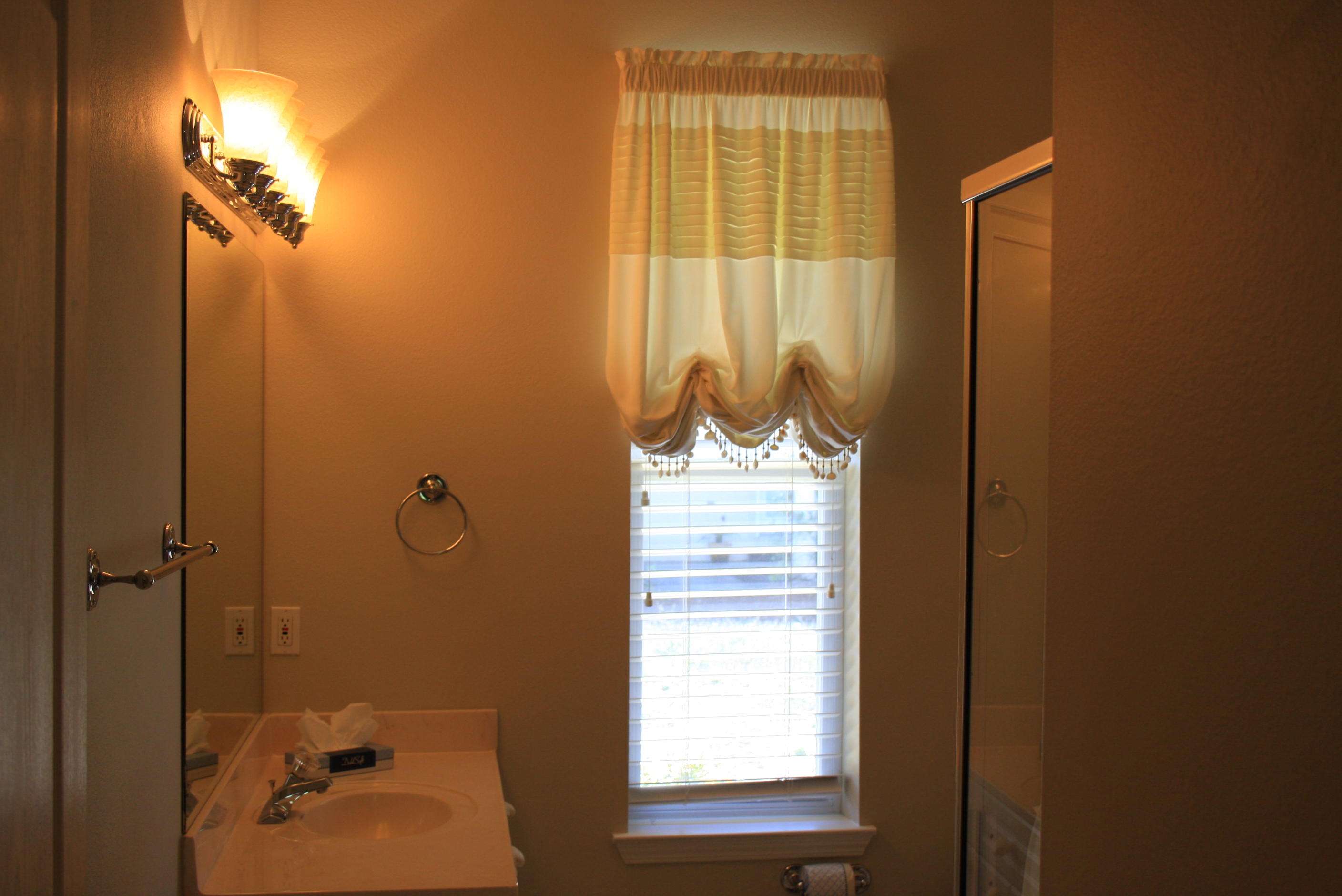 EMERALD WATERS VILLAGE - Residential Lease