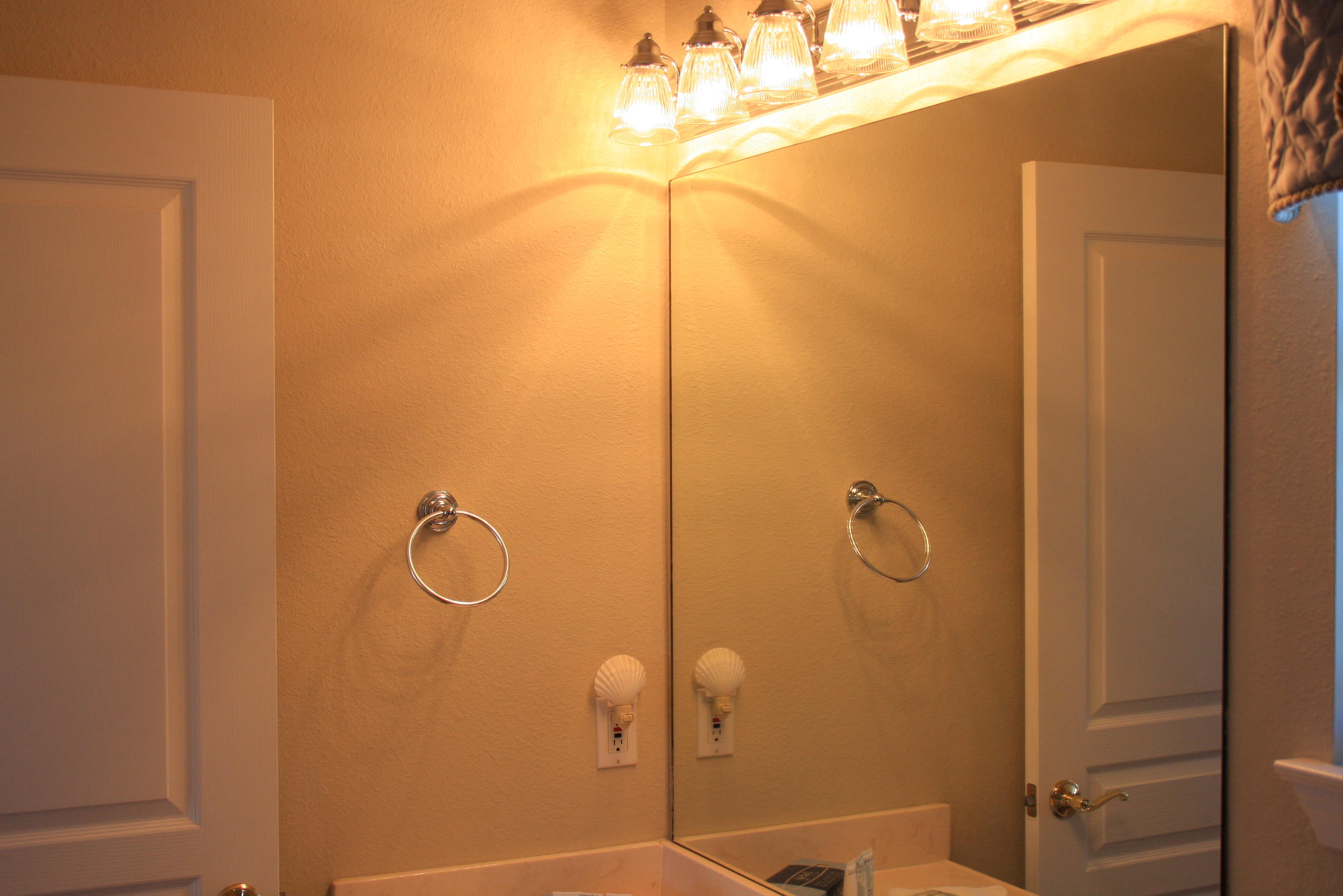 EMERALD WATERS VILLAGE - Residential Lease