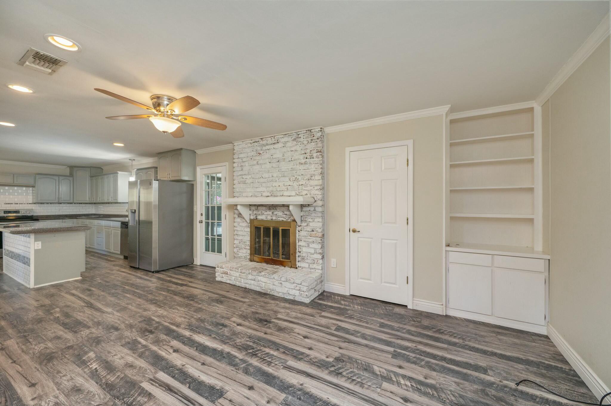 BAYOU POQUITO LOT 10 BLK 13 - Residential