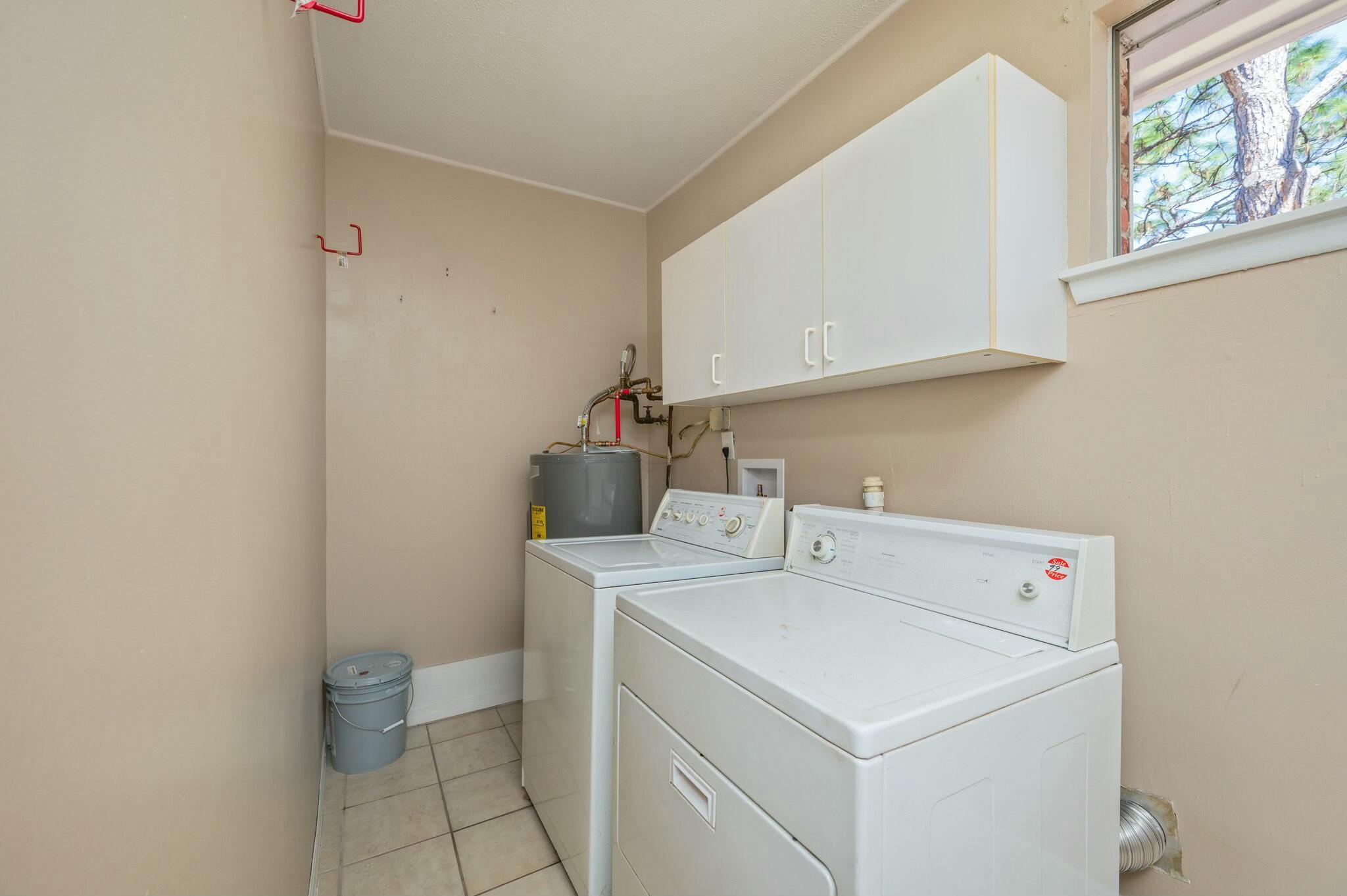 BAYOU POQUITO LOT 10 BLK 13 - Residential