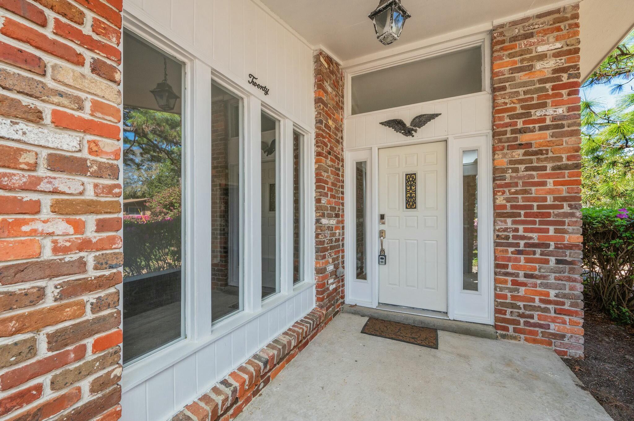 BAYOU POQUITO LOT 10 BLK 13 - Residential