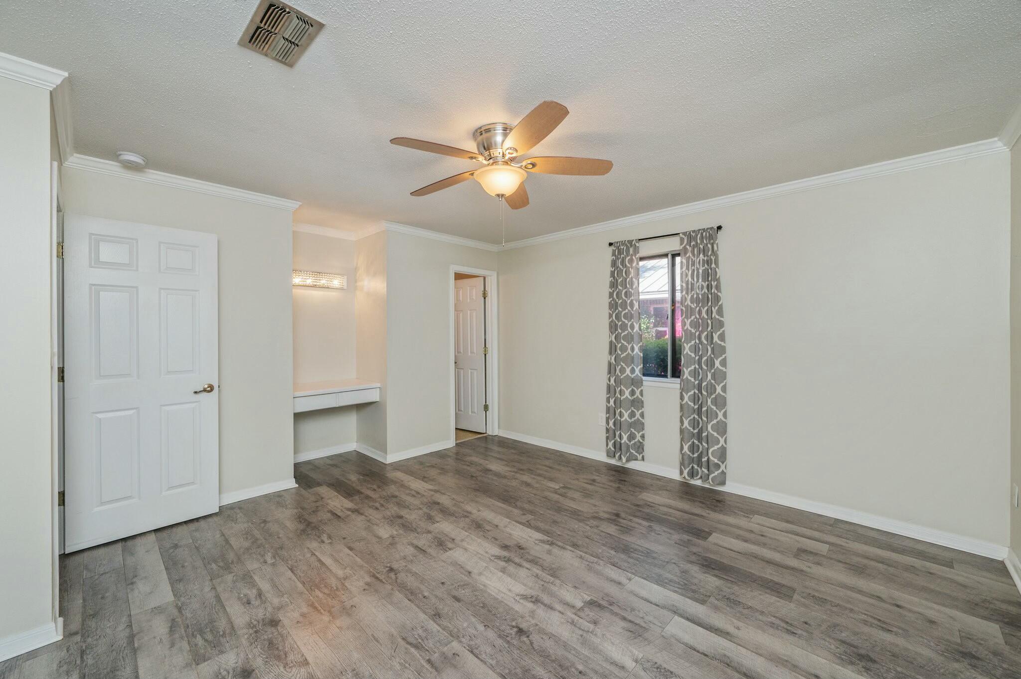 BAYOU POQUITO LOT 10 BLK 13 - Residential