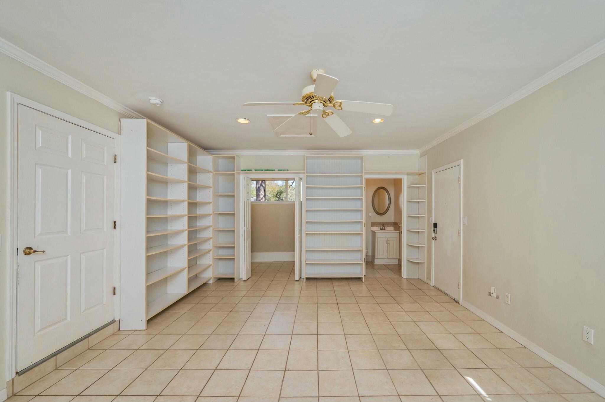 BAYOU POQUITO LOT 10 BLK 13 - Residential