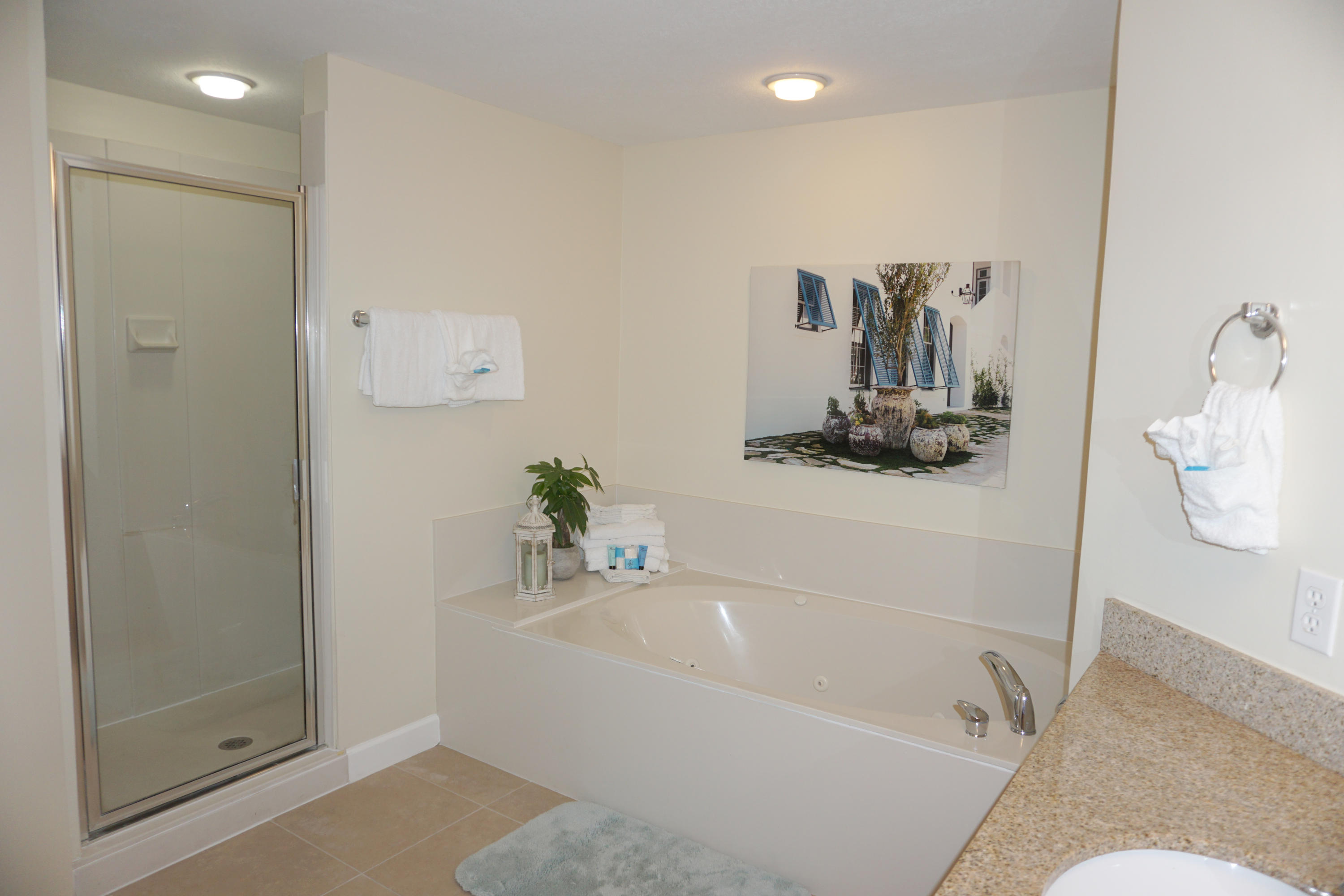 GRANDVIEW EAST - Residential